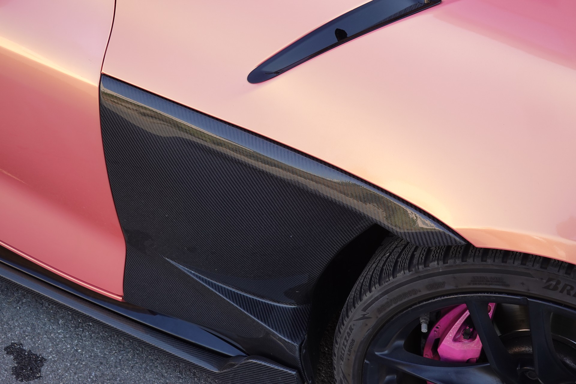 TOYOTA Supra GR 2.0i Turbo Sport Automat 8 - "CH Auto * Covering * Full Carbone * Jantes Concaver"-image-4