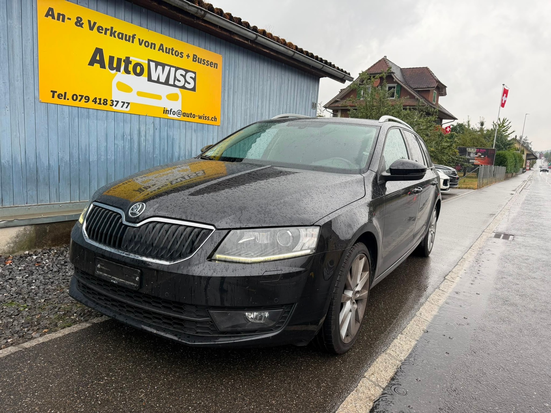 SKODA Octavia Combi 1.8 TSI Elegance 4x4 DSG-image-0