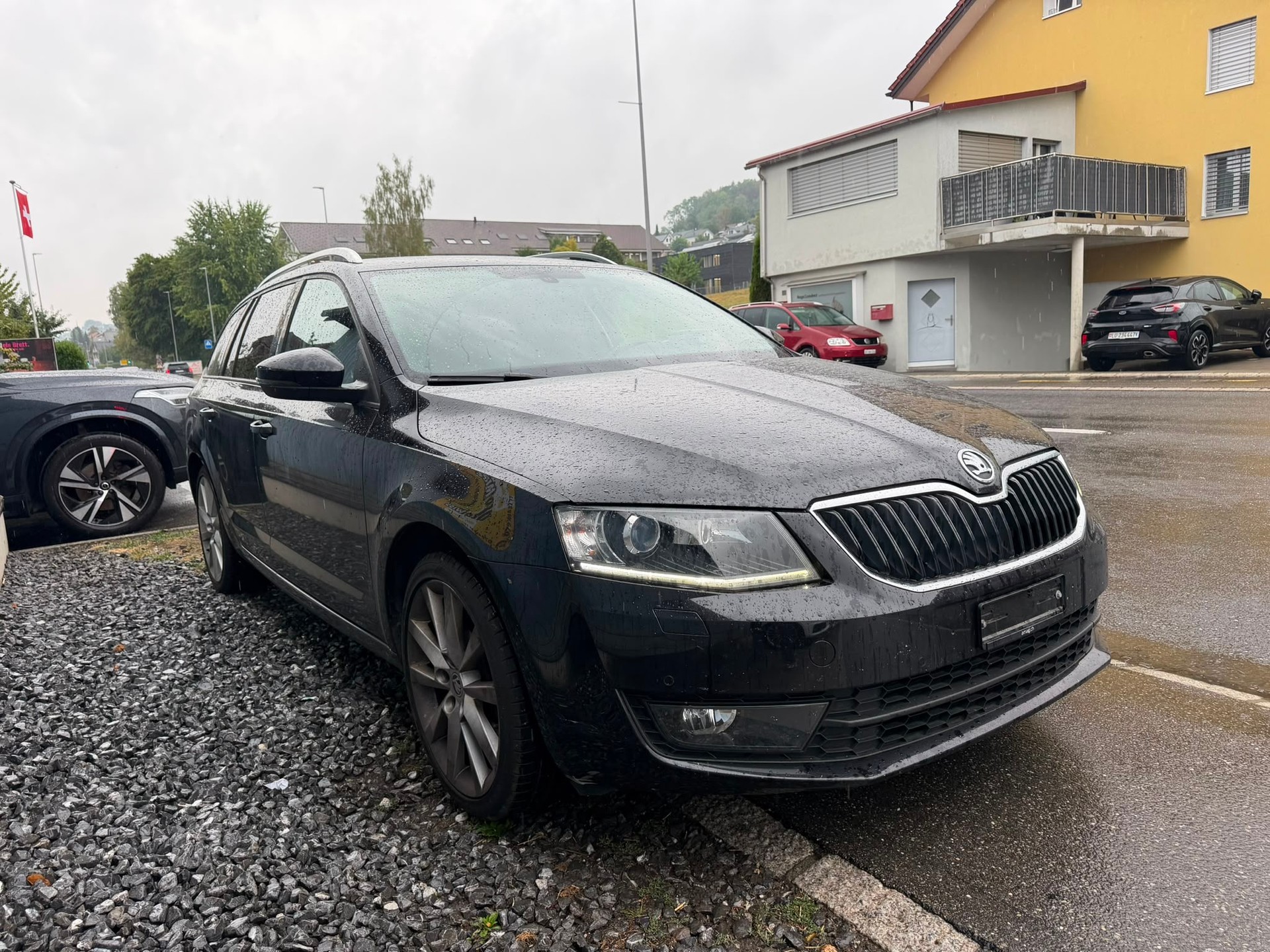 SKODA Octavia Combi 1.8 TSI Elegance 4x4 DSG-image-2