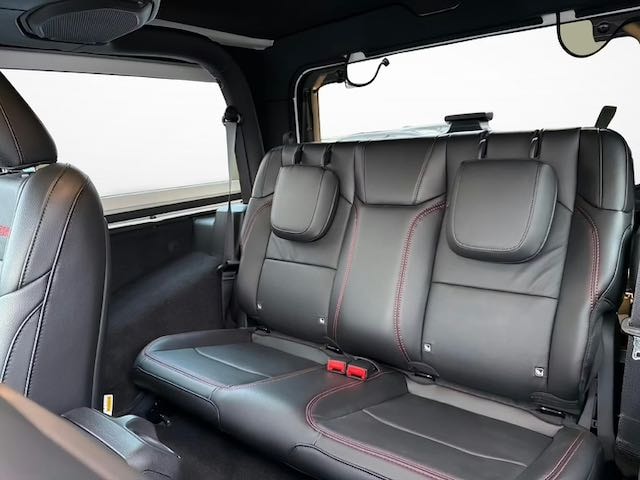 JEEP WRANGLER RUBICON 2.0 Turbo-image-13
