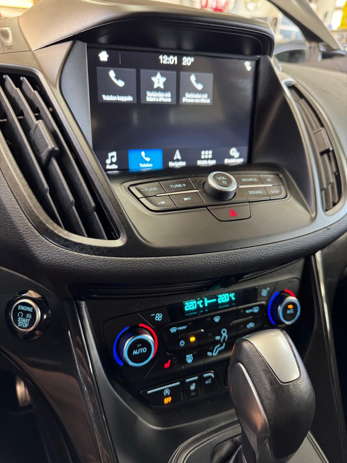 FORD Kuga 2.0 TDCi ST Line High 4WD PowerShift-image-13