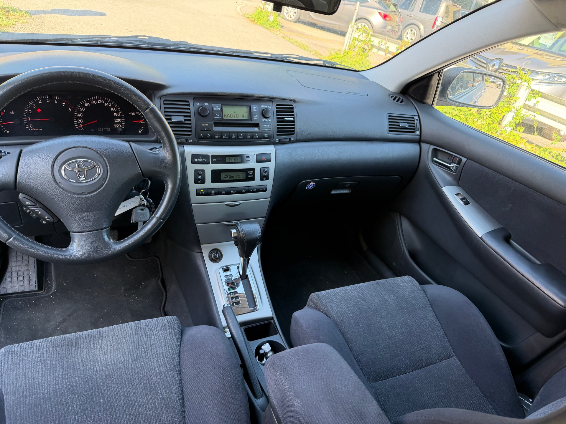 TOYOTA Corolla 1.6 Linea Sol-image-5