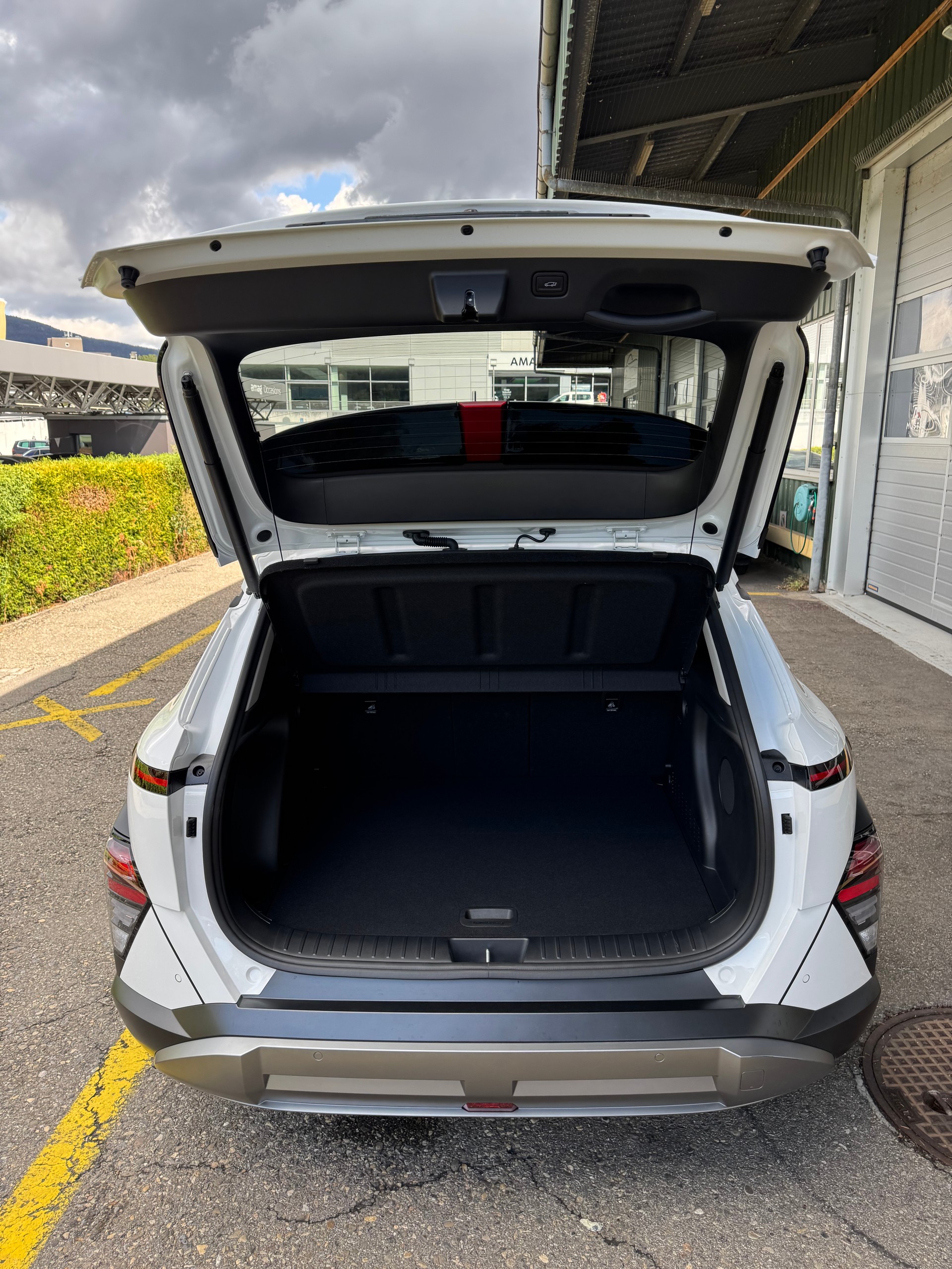 HYUNDAI Kona 1.6 GDi HEV Vertex DCT Automat Vollhybrid mit erst 1900 KM !-image-18