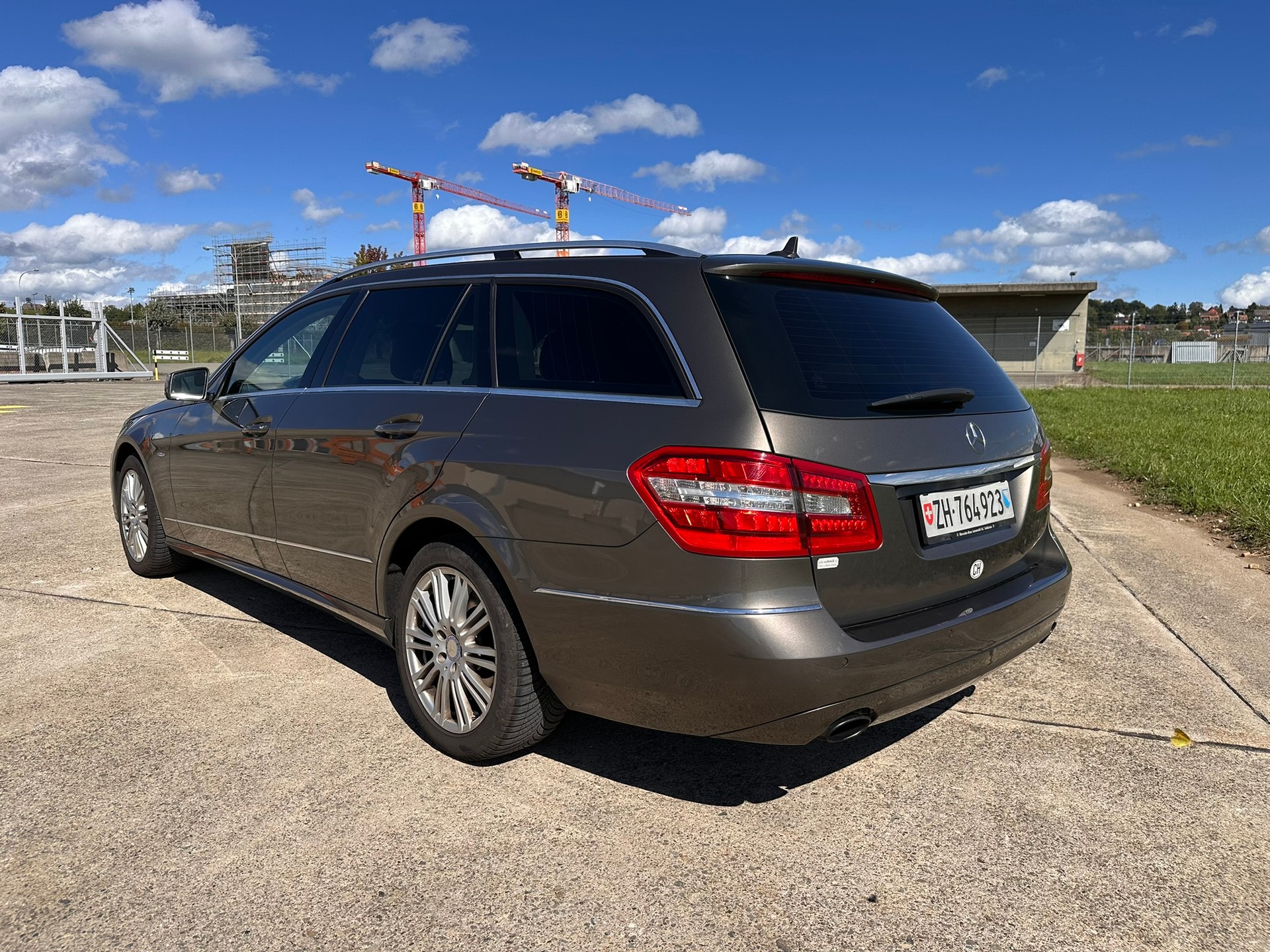 MERCEDES-BENZ E 350 CDI BlueEF 4m Elegance-image-1