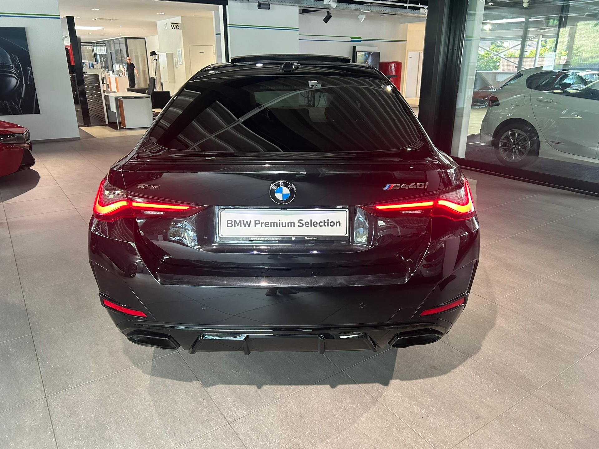 BMW M440i xDrive 48V Gran Coupé Steptronic-image-7