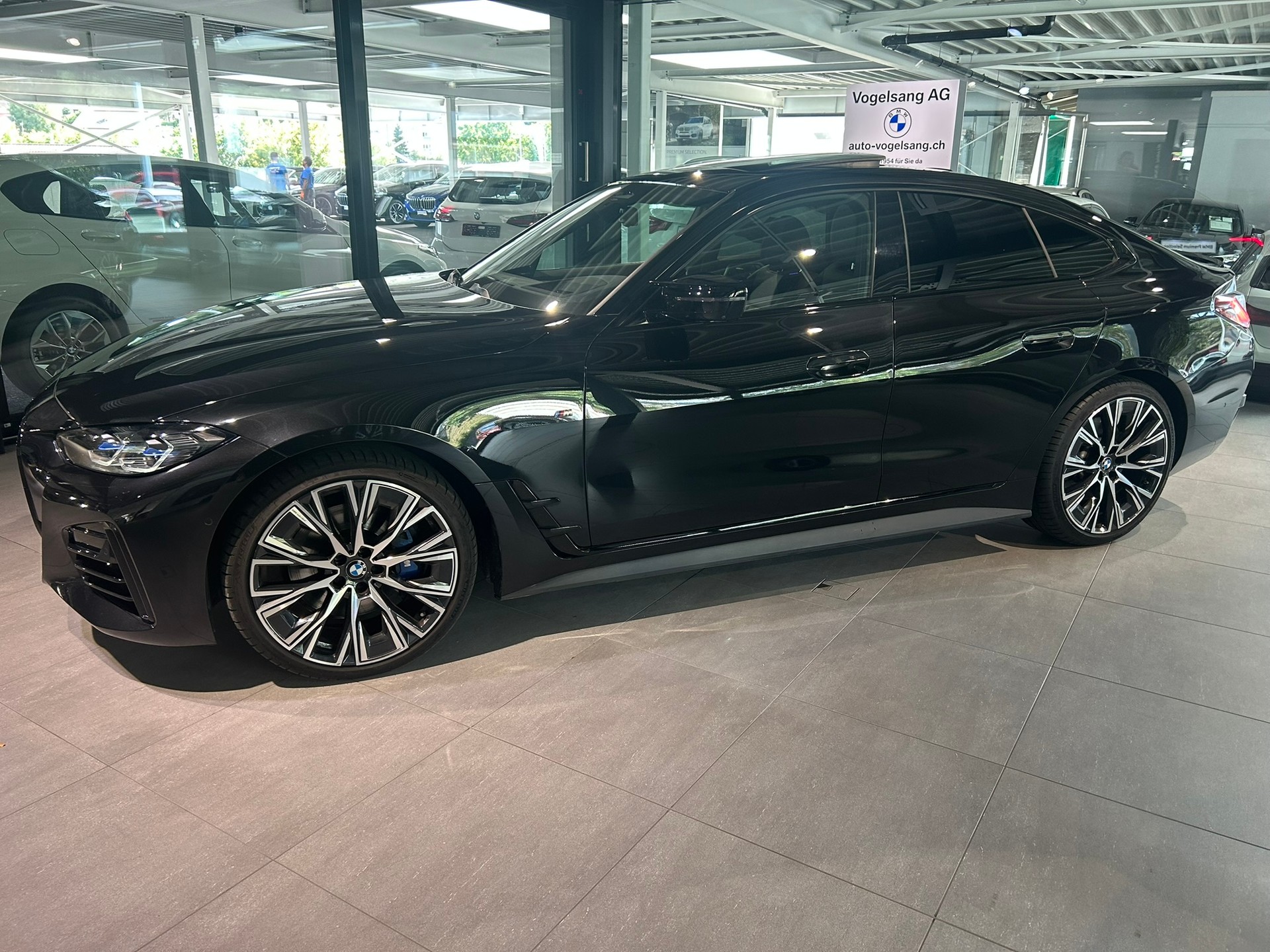 BMW M440i xDrive 48V Gran Coupé Steptronic-image-2