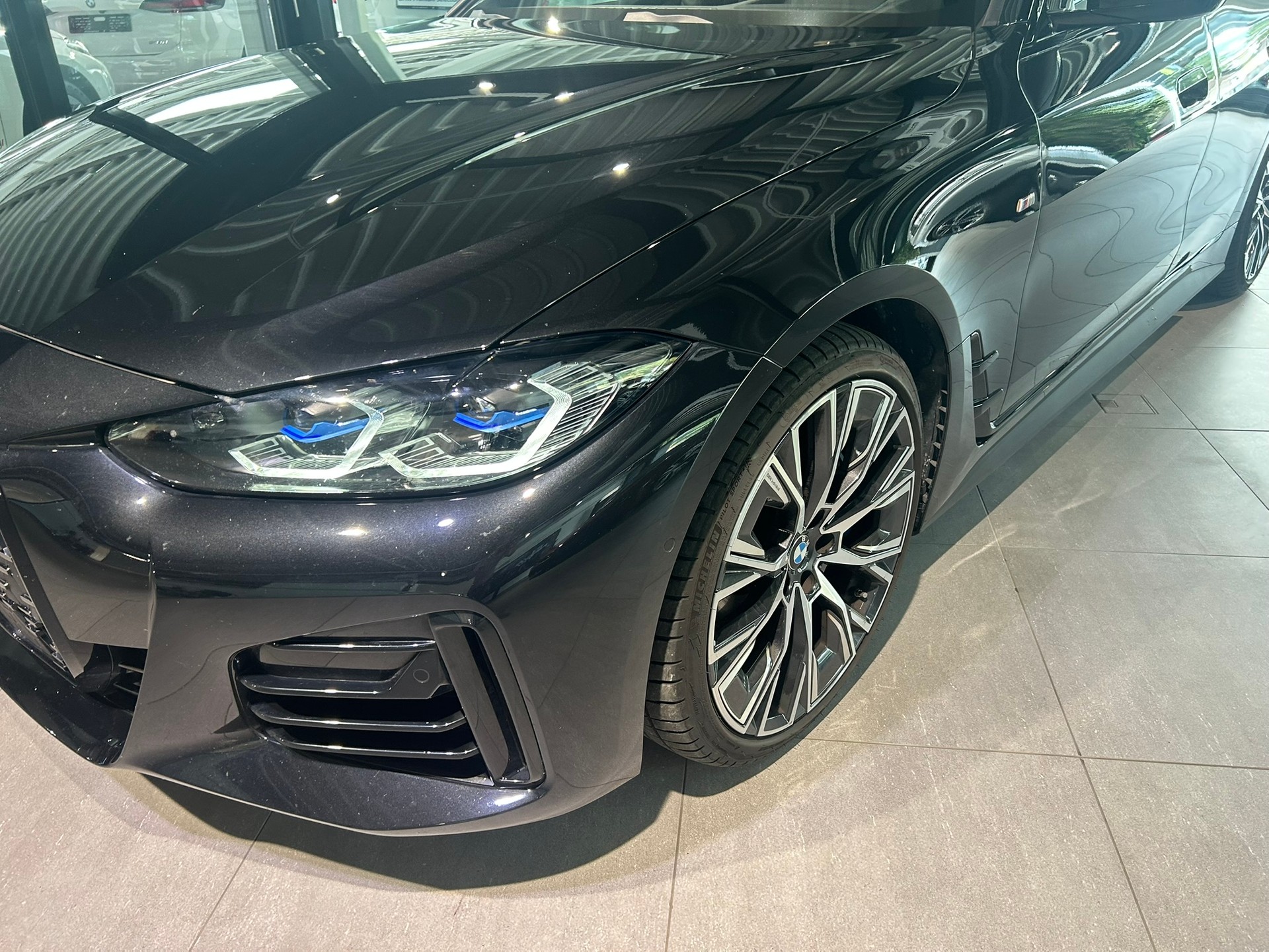BMW M440i xDrive 48V Gran Coupé Steptronic-image-11