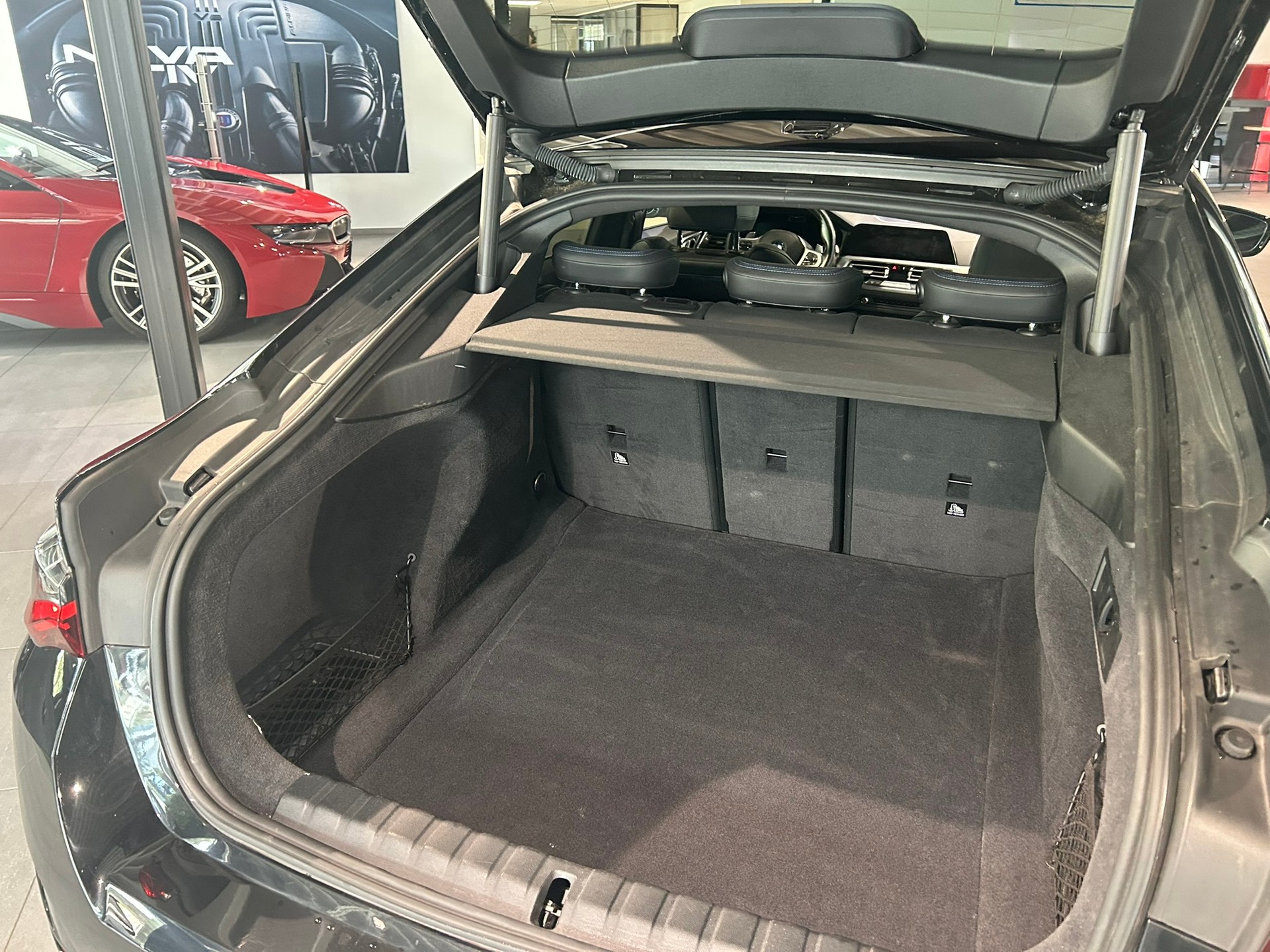 BMW M440i xDrive 48V Gran Coupé Steptronic-image-27