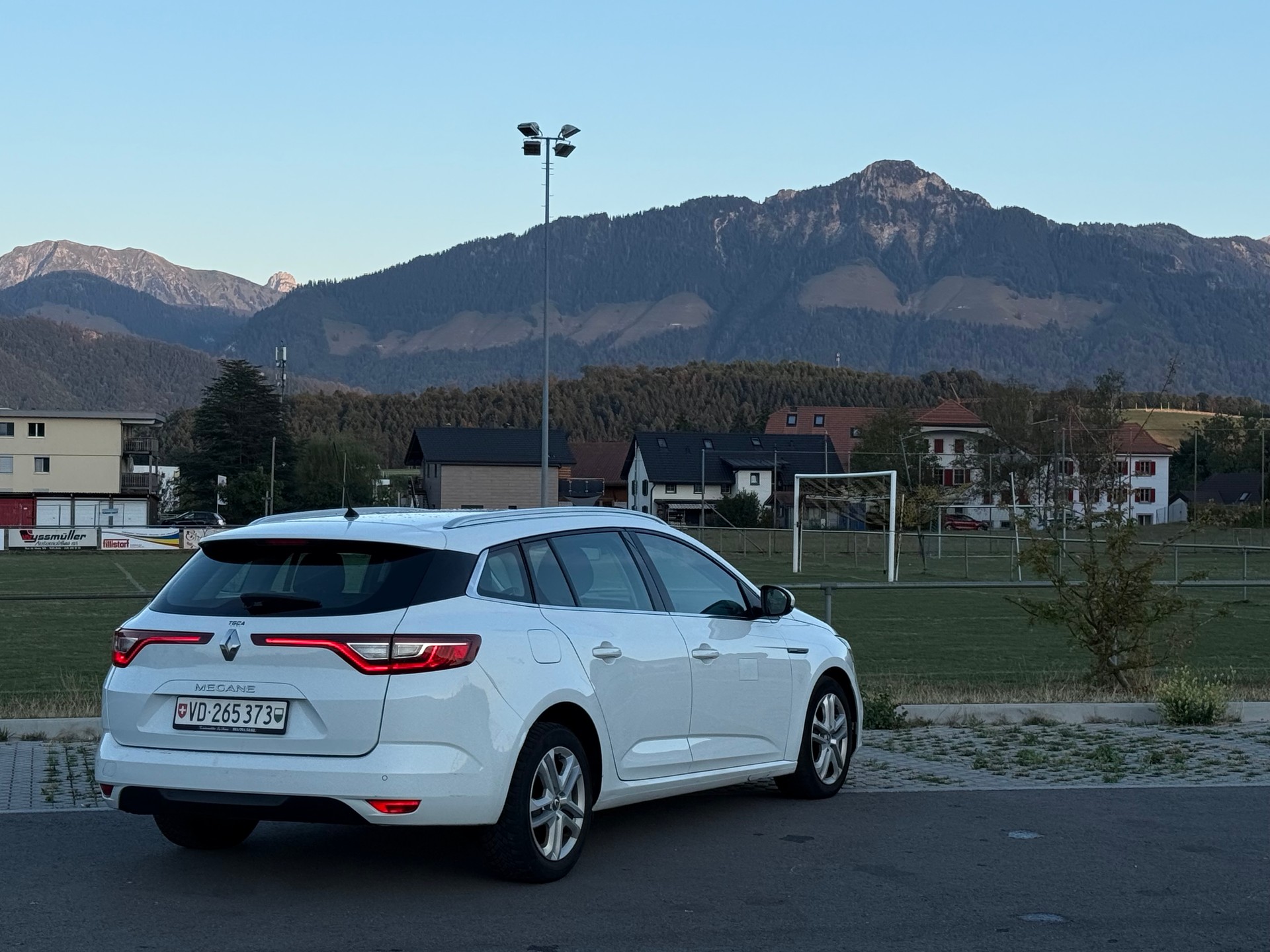 RENAULT Renault Mégane 1.5 dCi EDC-image-3