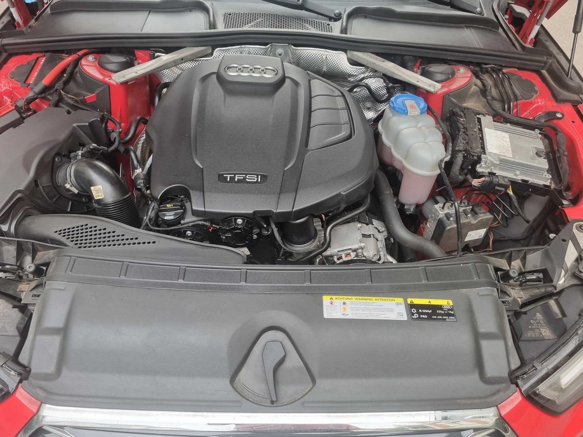 AUDI 2.0 TFSI 190 ultra-image-1