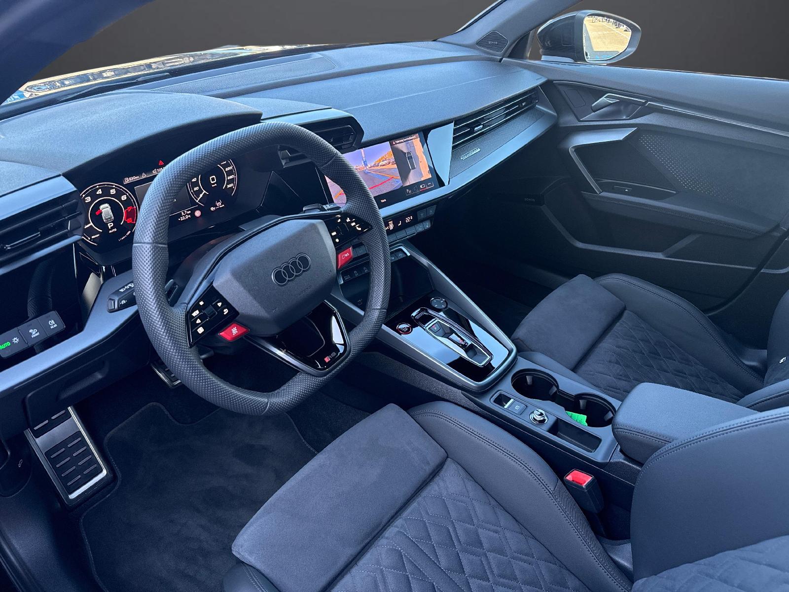 AUDI RS3 Sportback 2.5 TFSI quattro S-Tronic-image-5