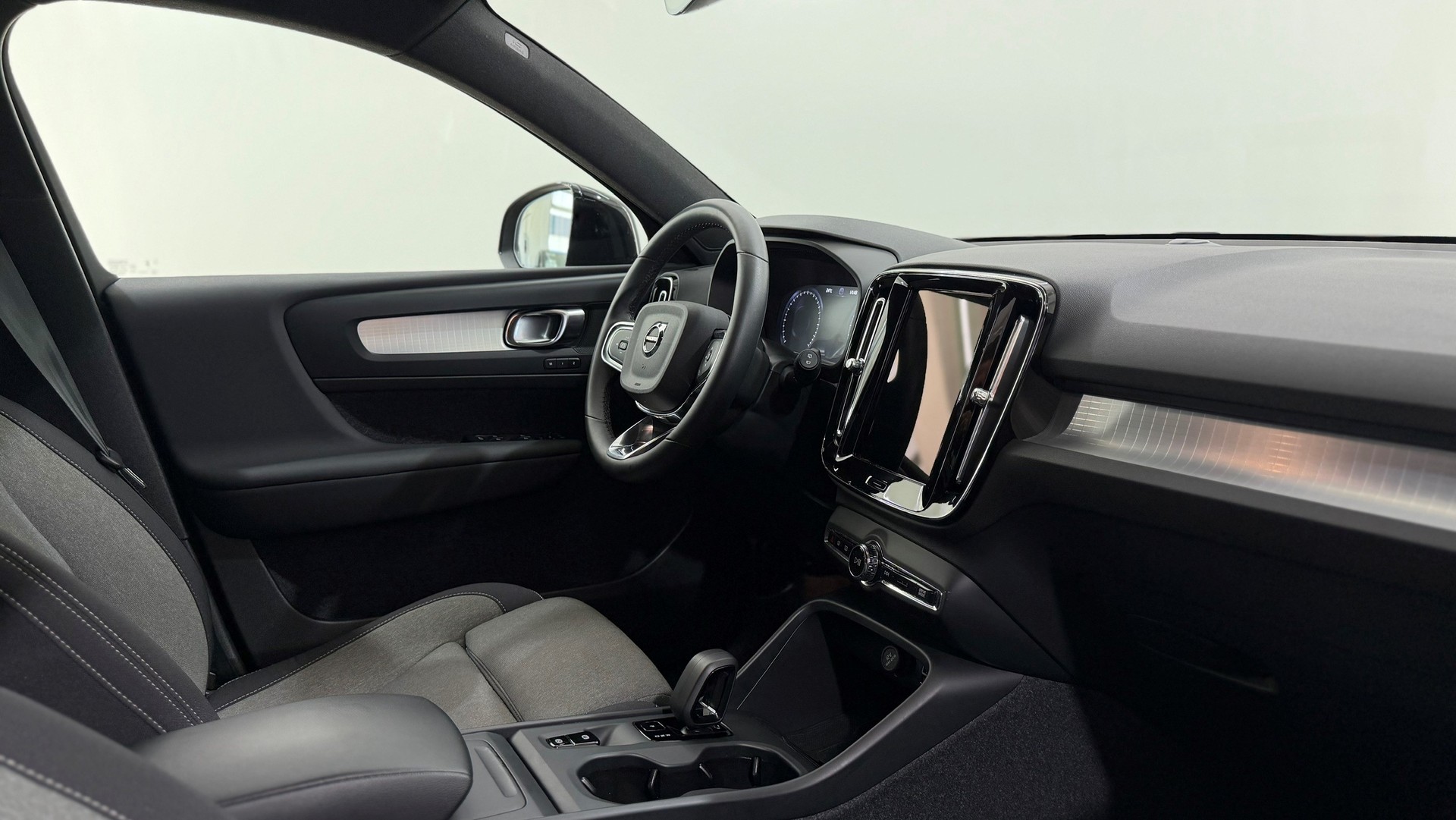 VOLVO XC40 1.5 T2 Core-image-3