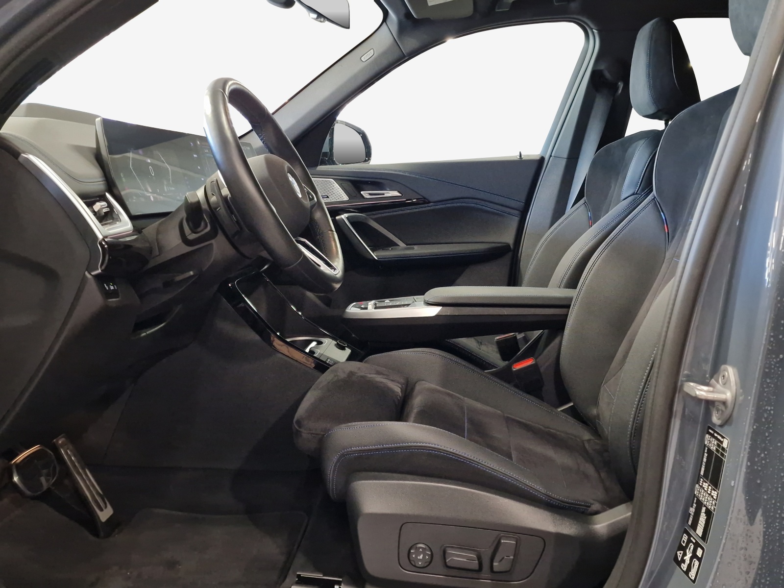 BMW X1 xDrive 23d 48V M Sport-image-7