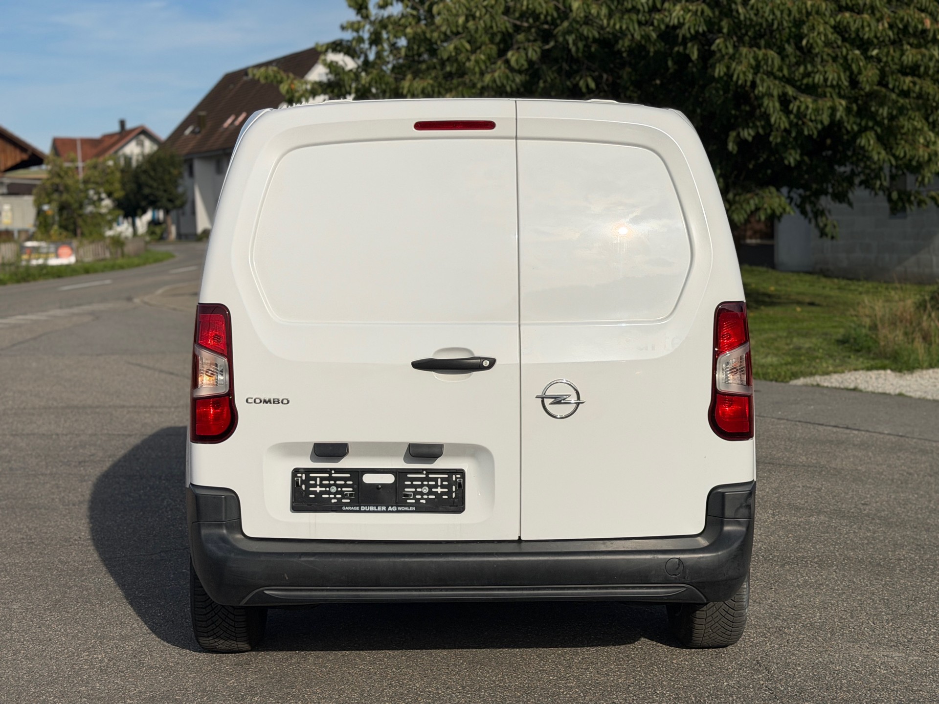 OPEL Combo 1.2 Cargo Essentia start/stop-image-4