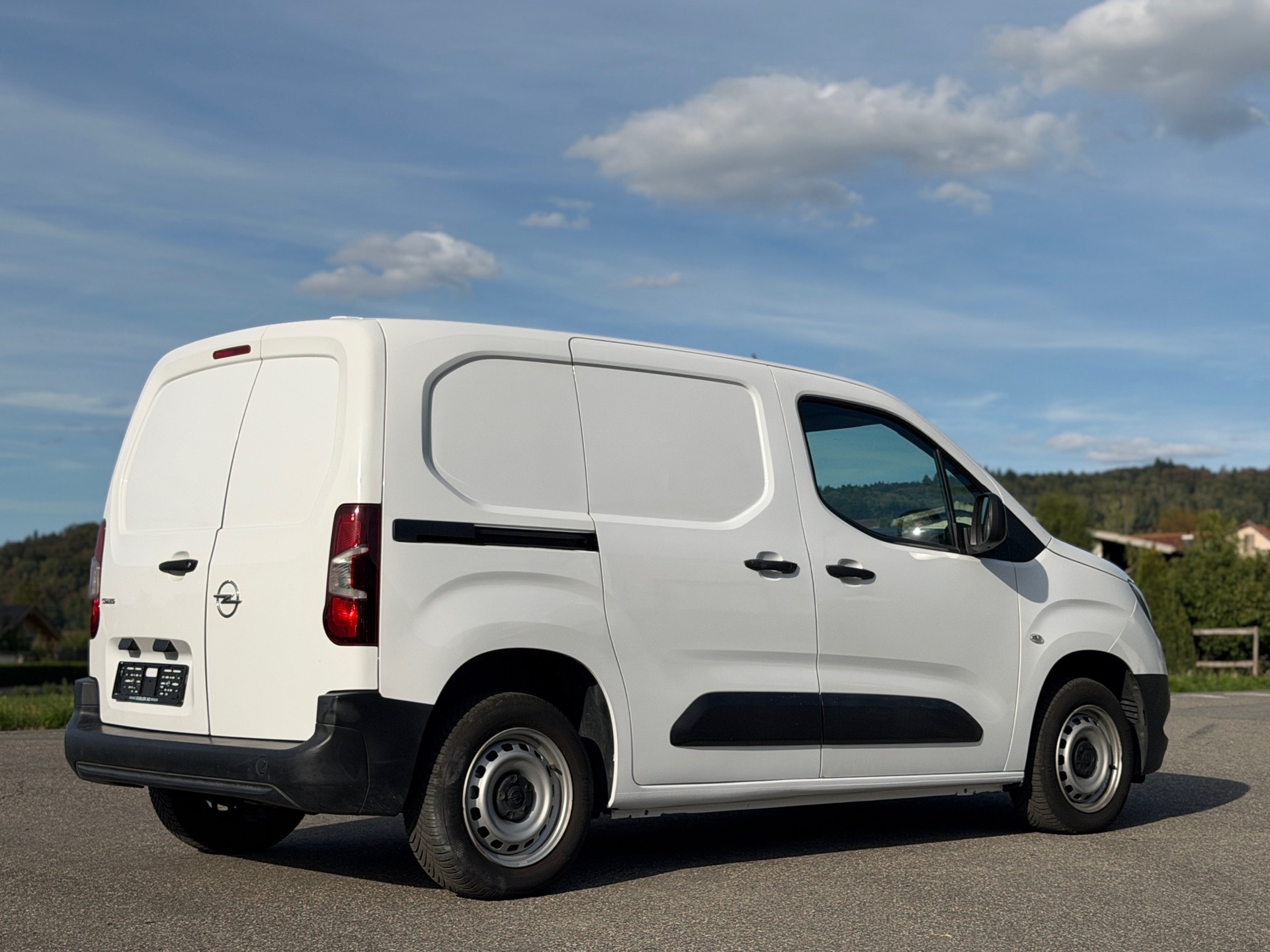 OPEL Combo 1.2 Cargo Essentia start/stop-image-3