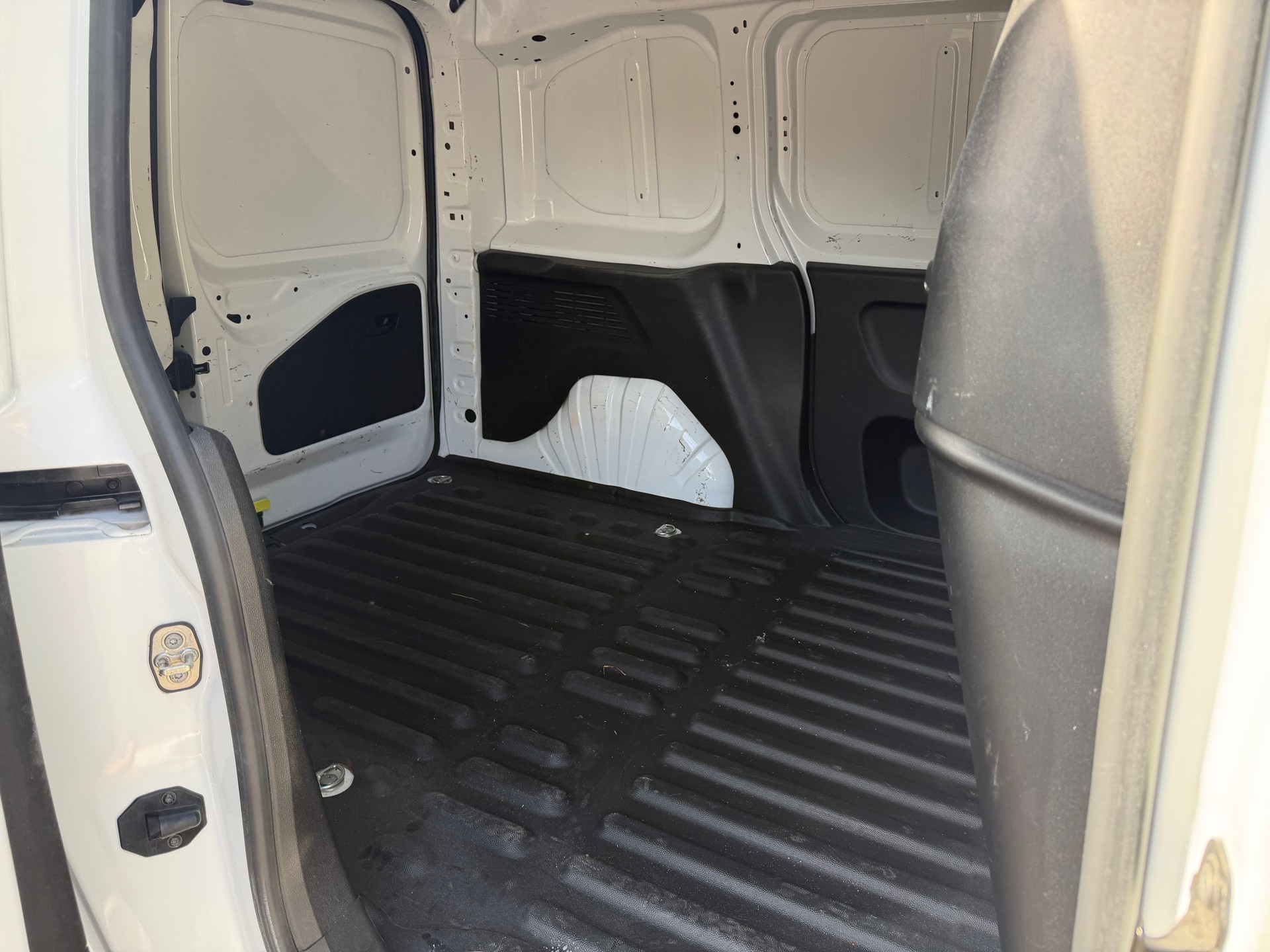OPEL Combo 1.2 Cargo Essentia start/stop-image-9