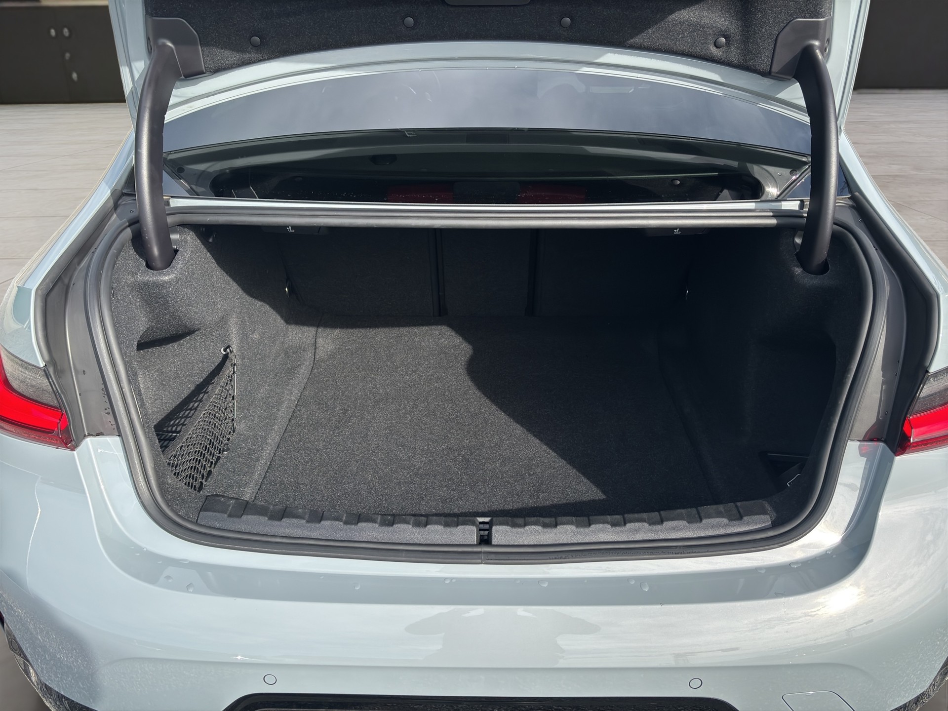 BMW 320d xDrive M Sport SAG-image-13