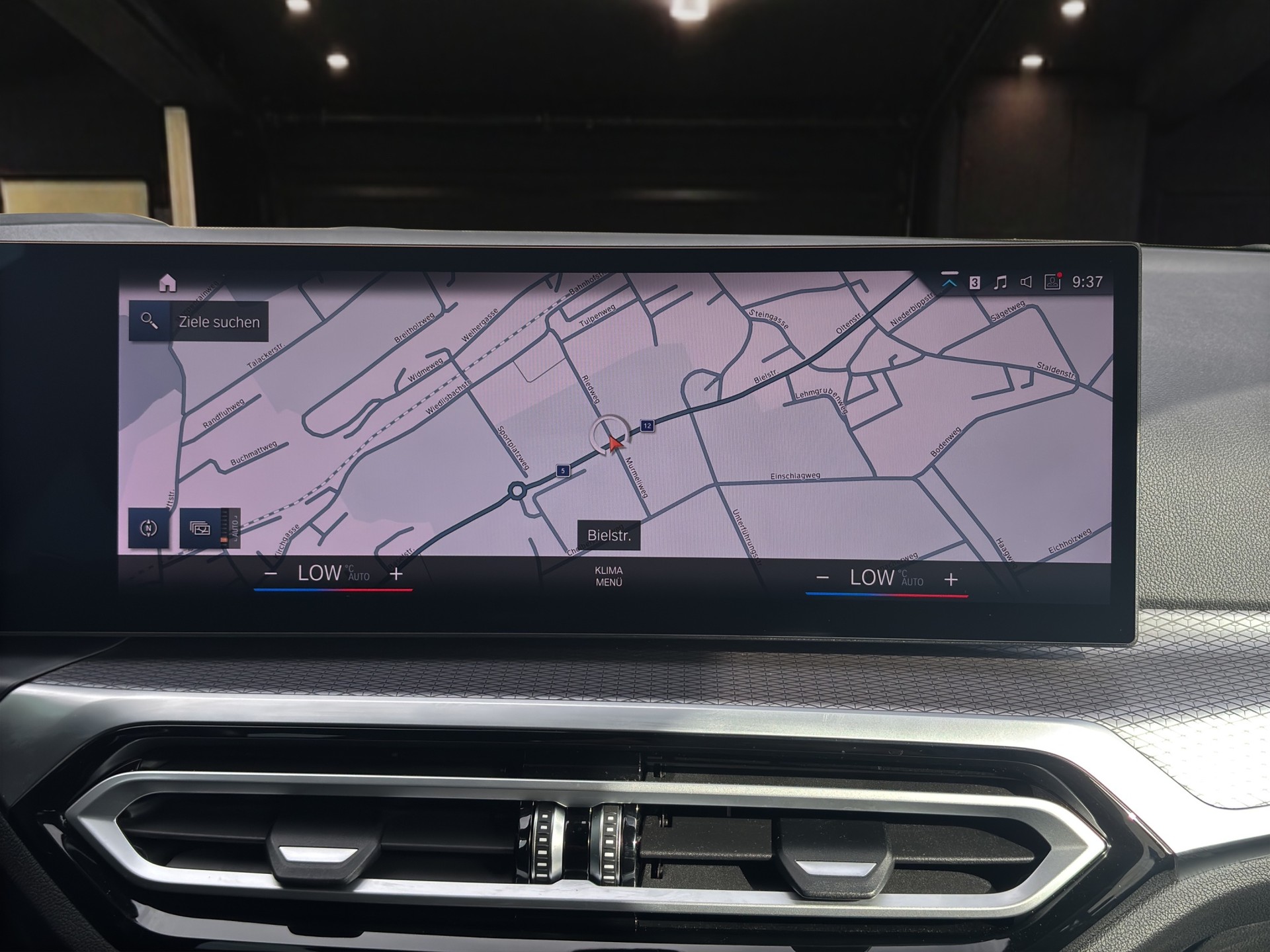 BMW 320d xDrive M Sport SAG-image-14