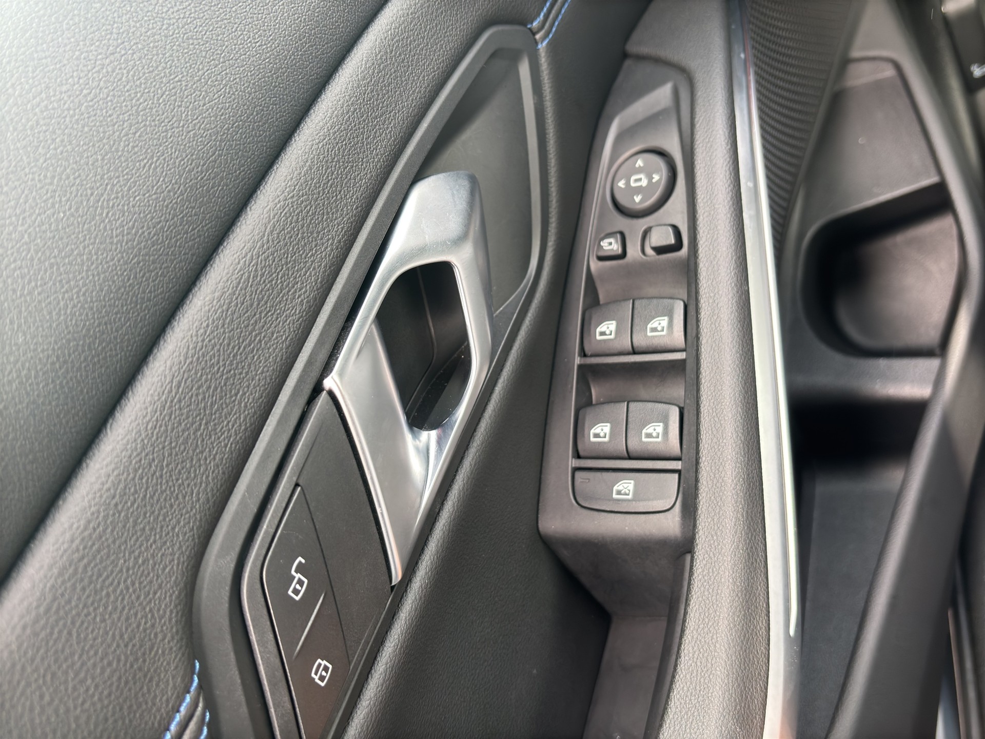 BMW 320d xDrive M Sport SAG-image-17