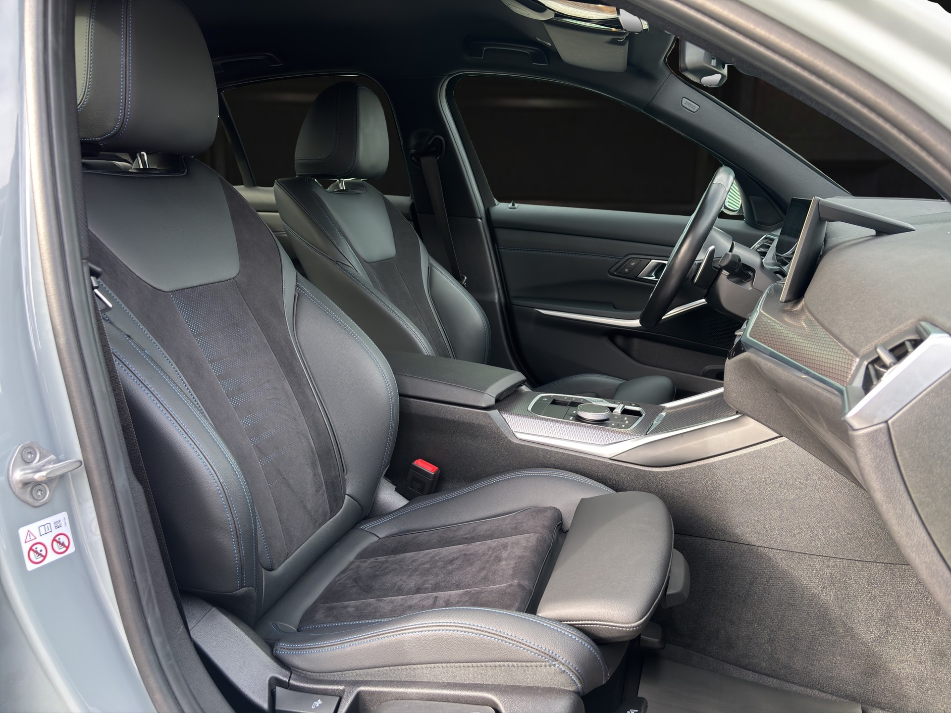 BMW 320d xDrive M Sport SAG-image-9