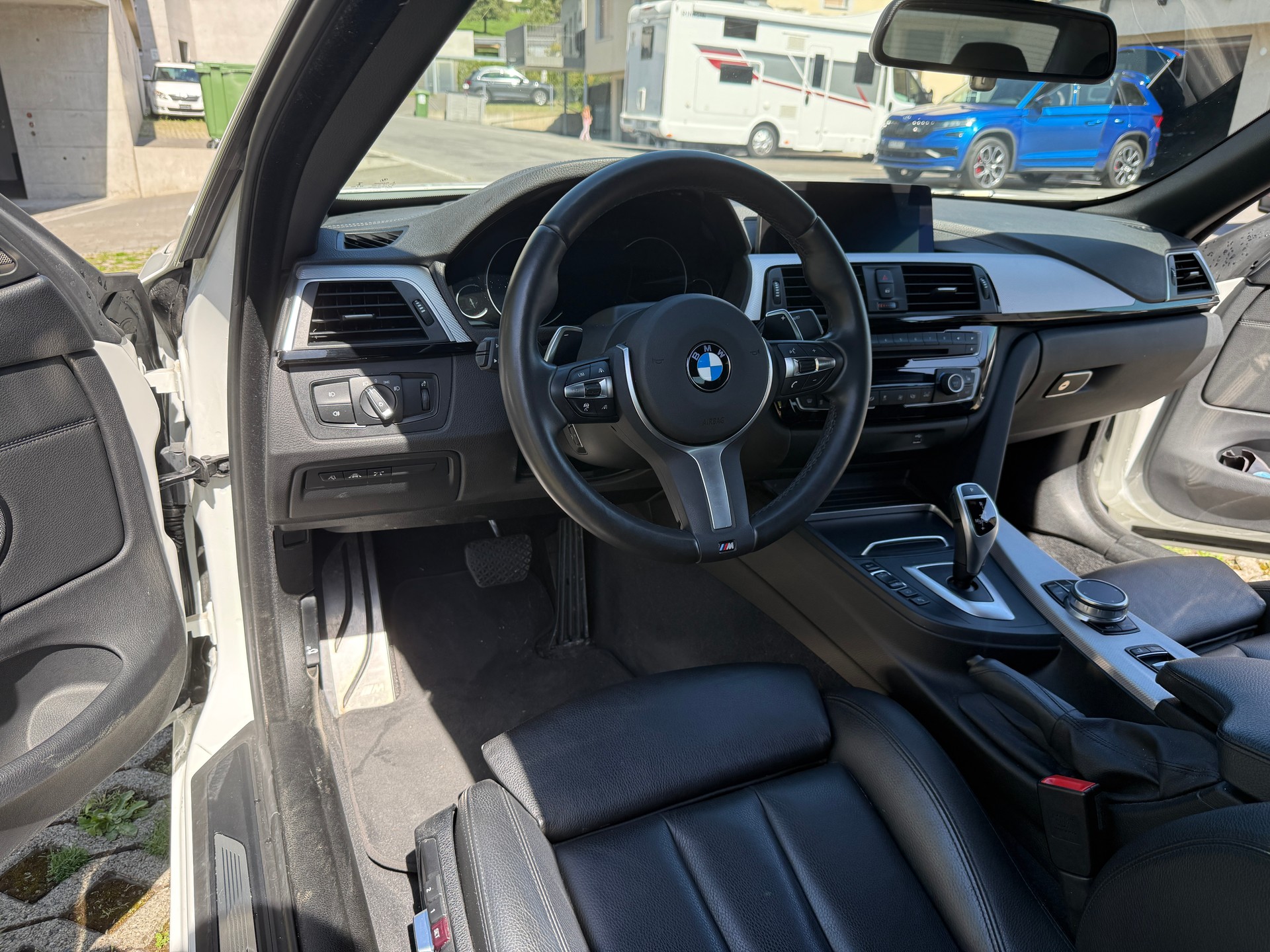 BMW 440i xDrive-image-5