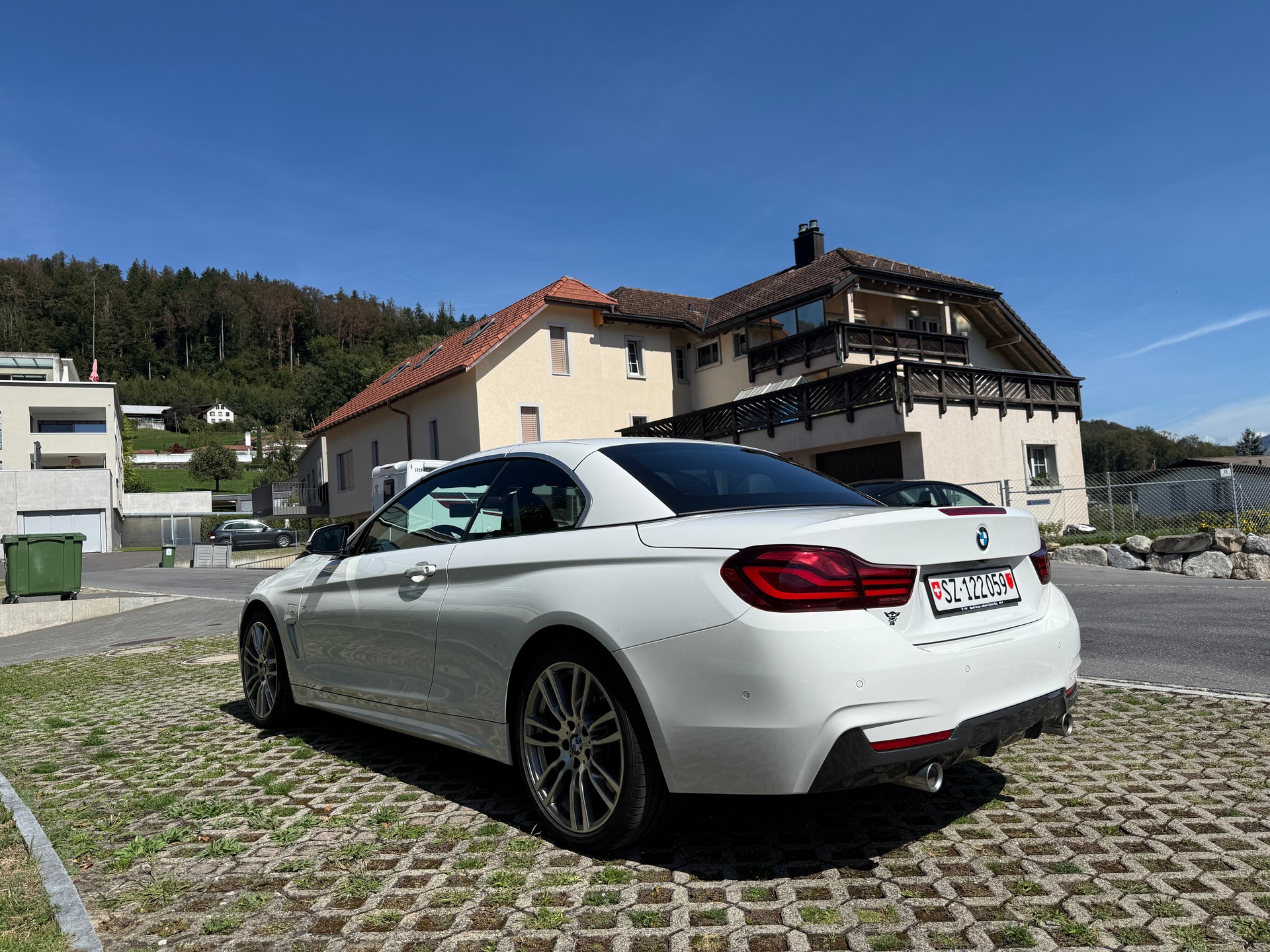 BMW 440i xDrive-image-4