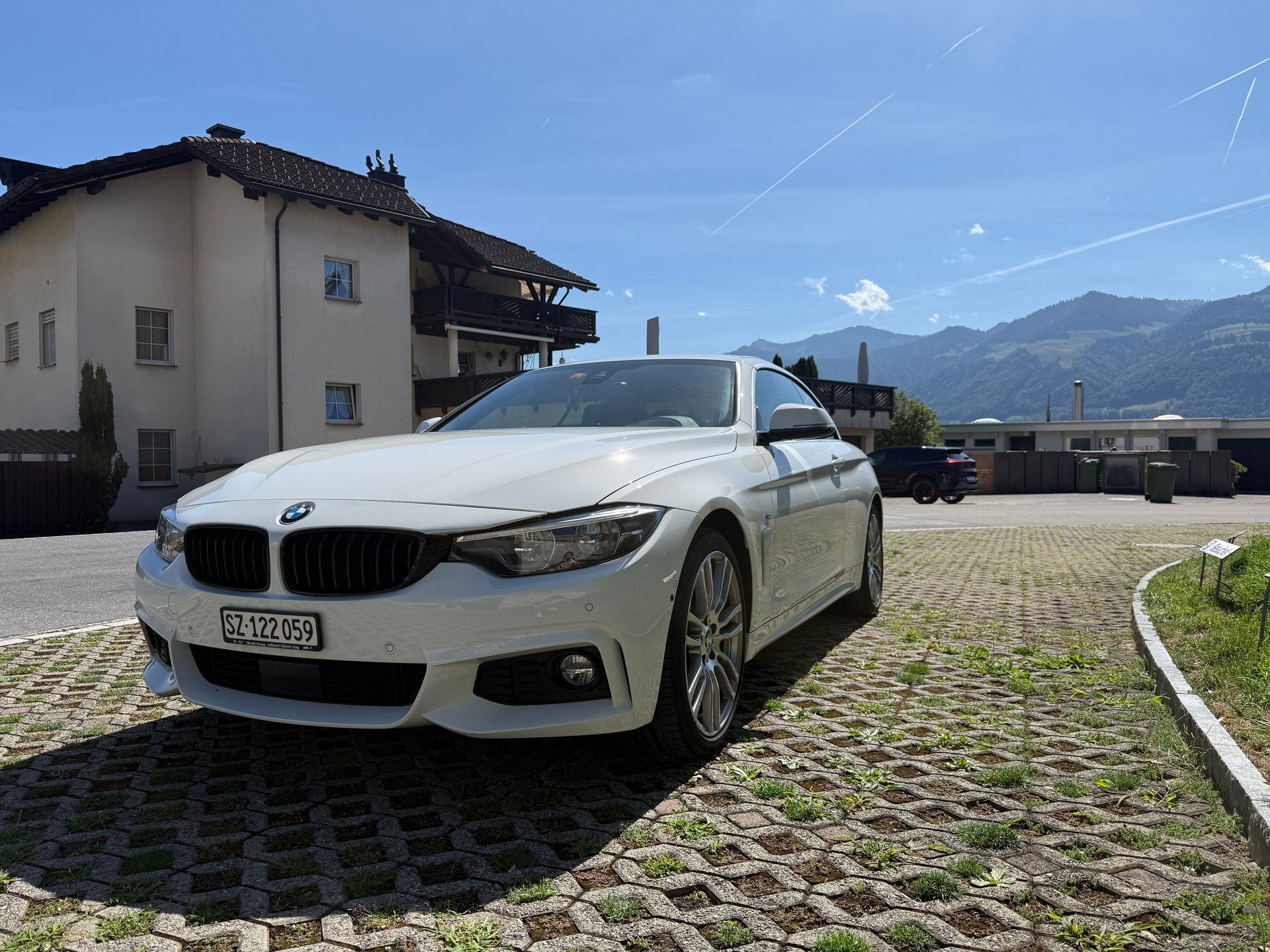 BMW 440i xDrive-image-1
