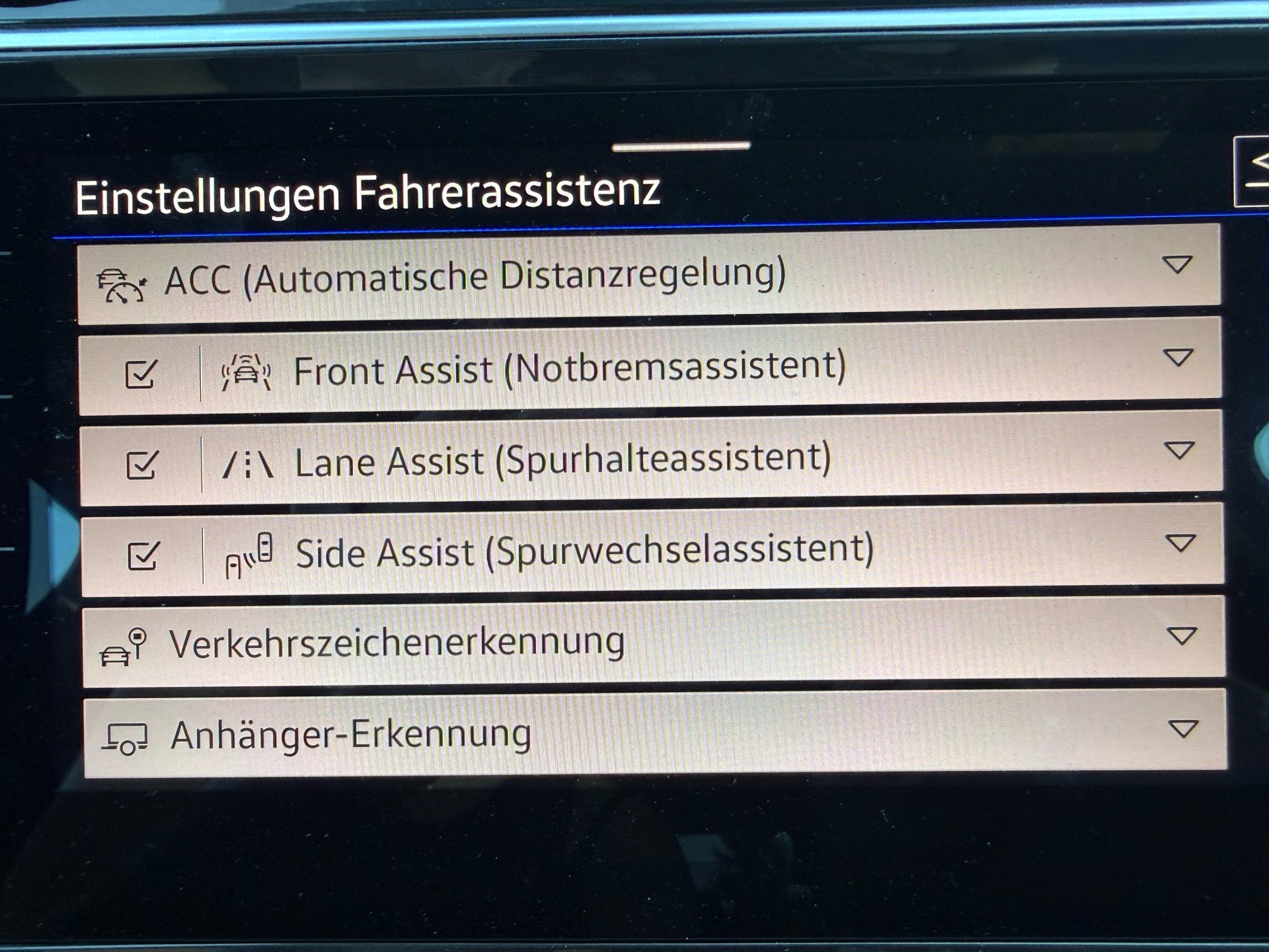 VW Tiguan R 4Motion-image-20