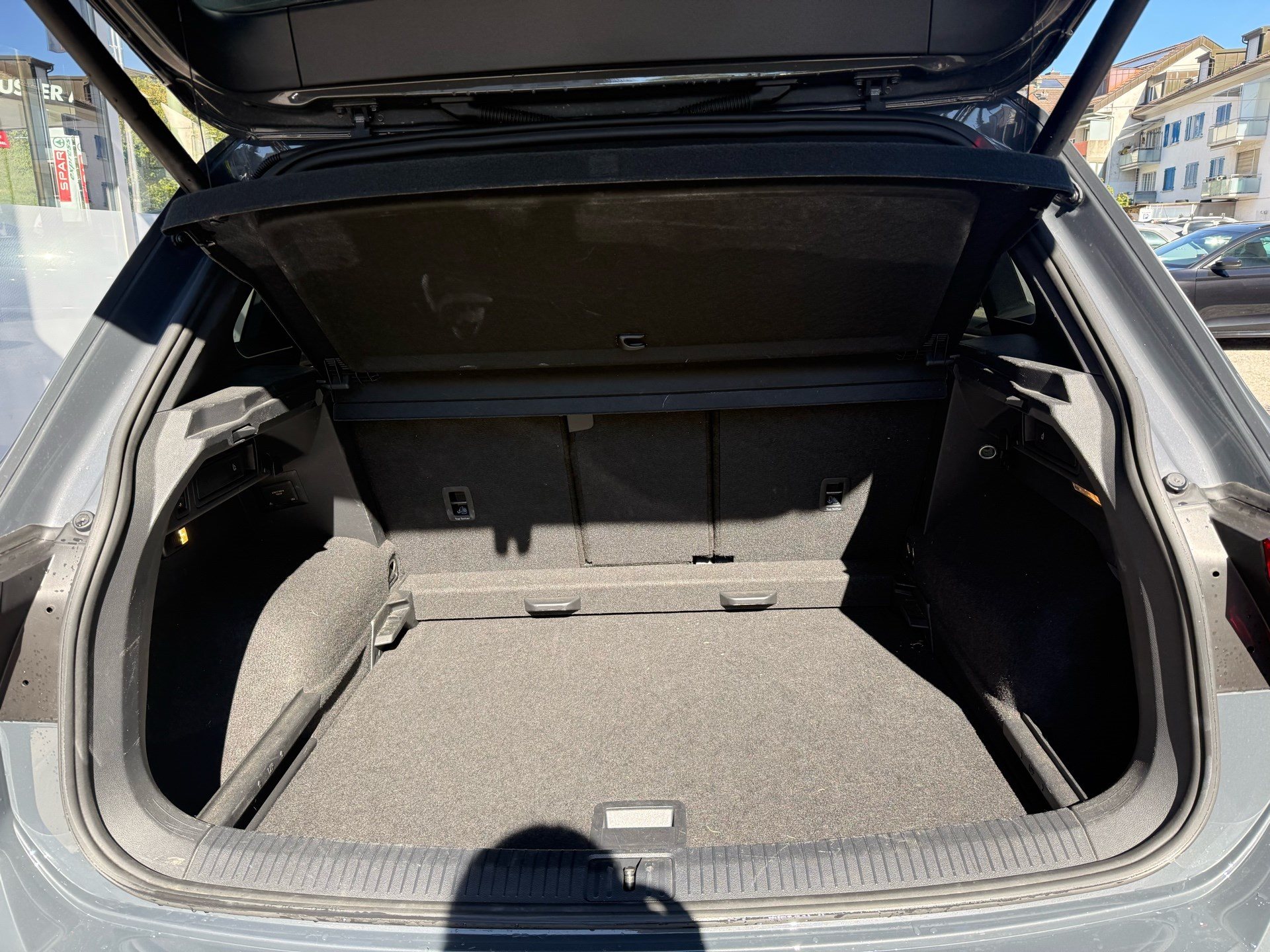VW Tiguan R 4Motion-image-40