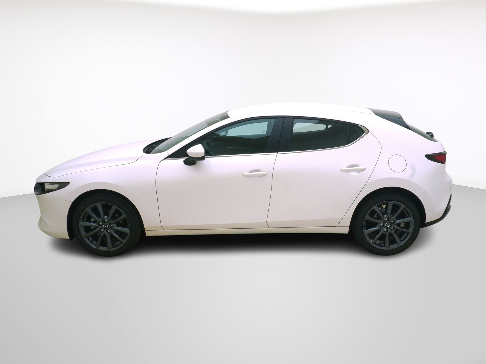 MAZDA 3 Hatchback 2.0 186 Centre-Line-image-1