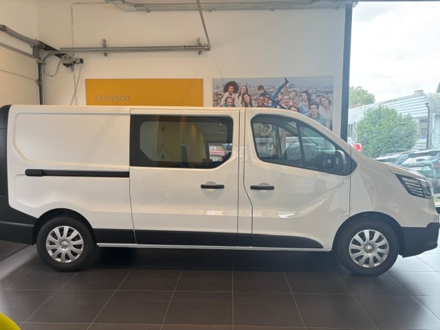 RENAULT Trafic 2.0 Blue dCi 150 Advance L2H1 EDC EN-image-1