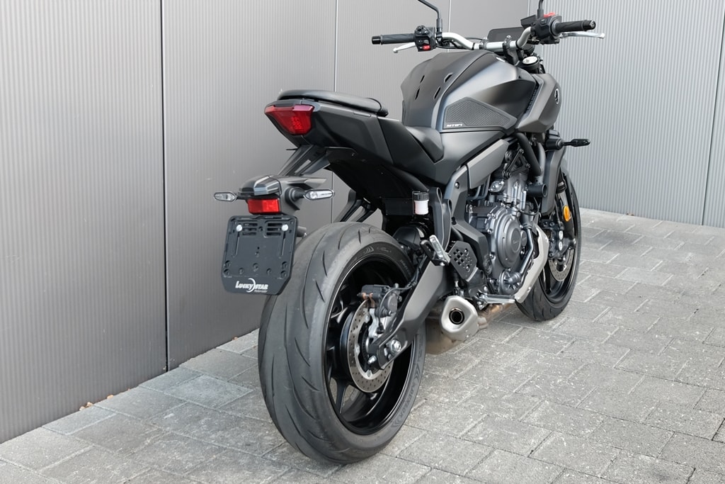 YAMAHA MT-07 ABS-showroom-element-1