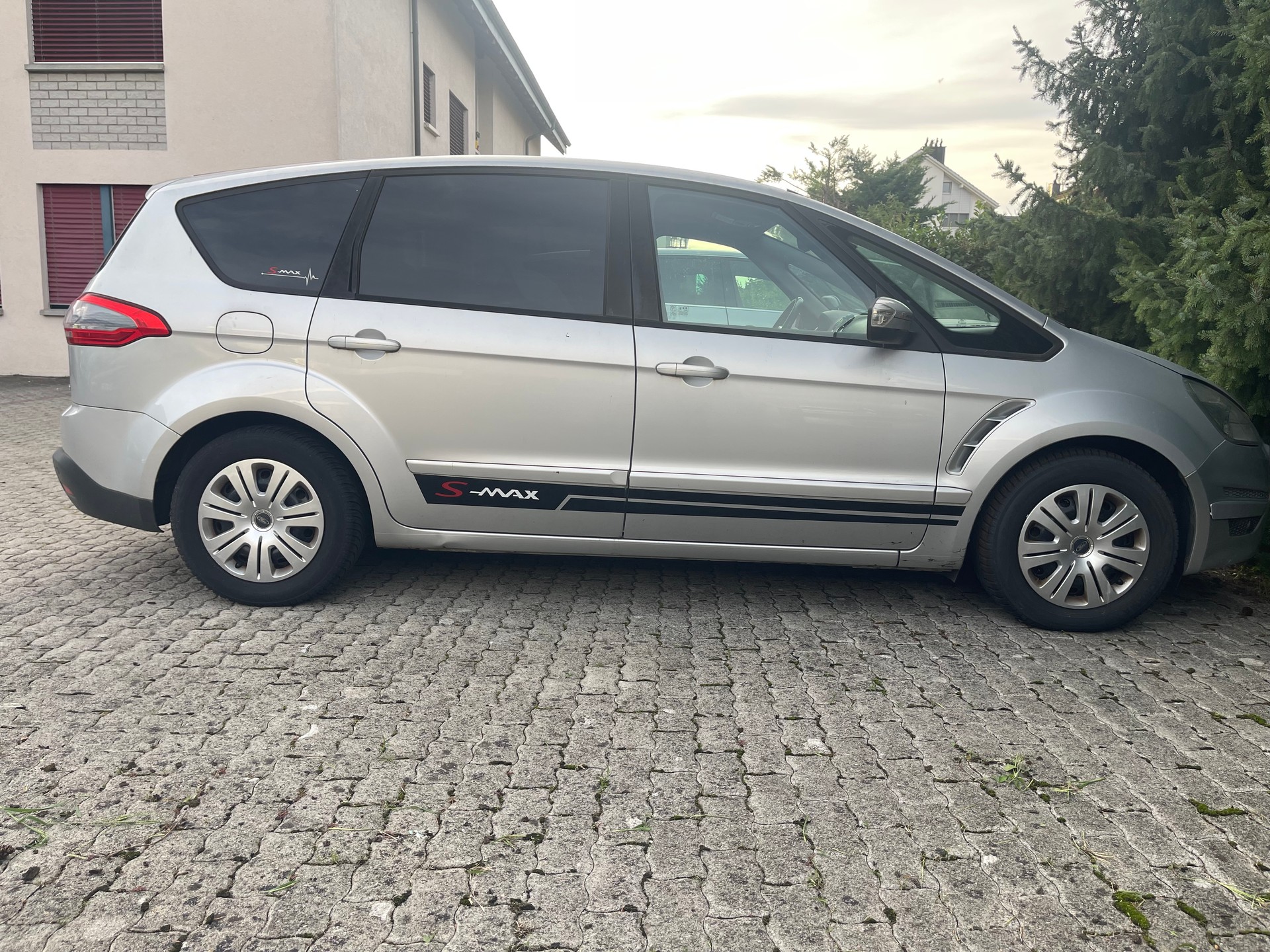 FORD S-Max 2.0 TDCi Carving PowerShift-image-2