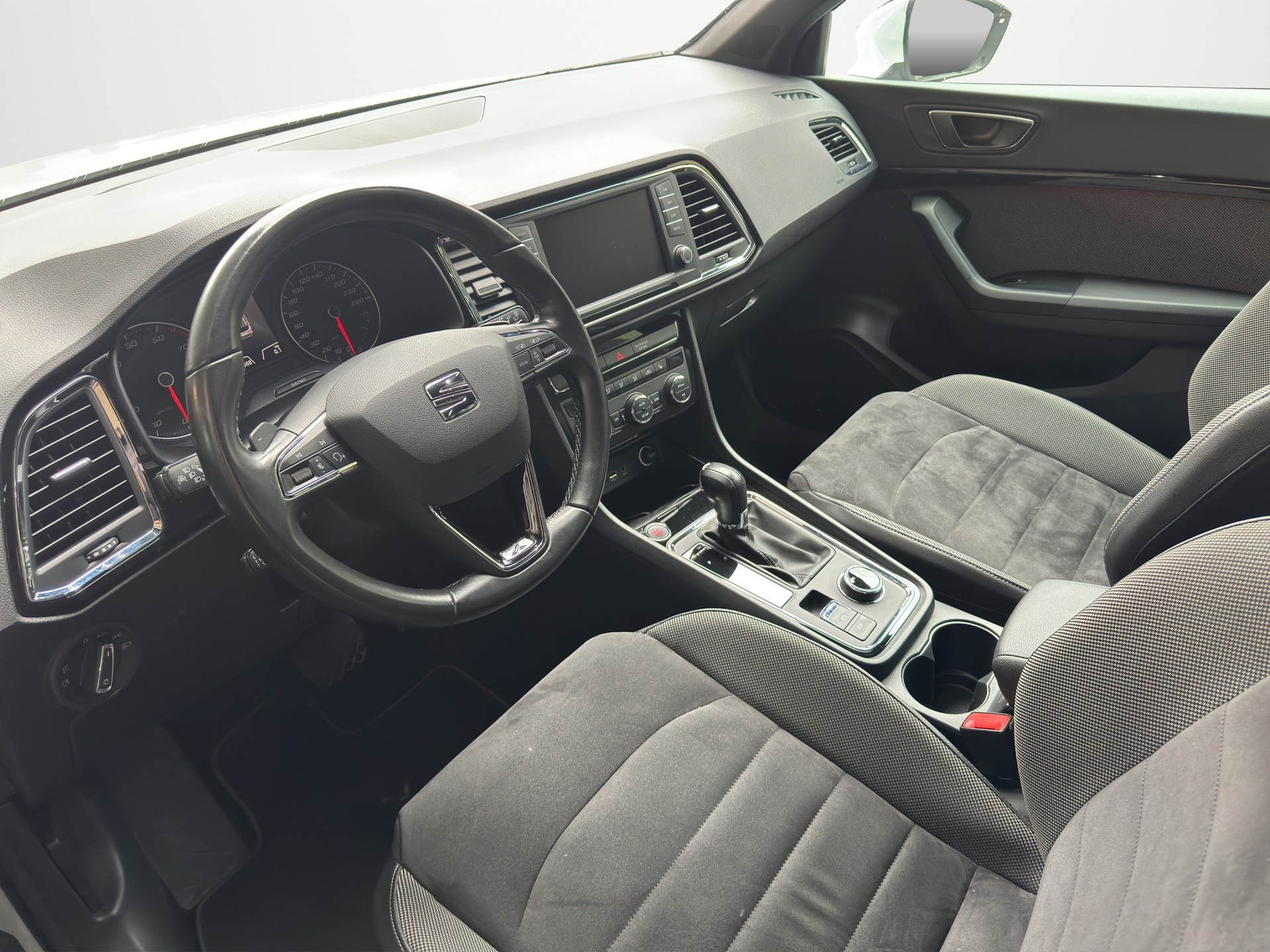 SEAT Ateca 1.4 TSI Xcellence 4Drive DSG-image-20