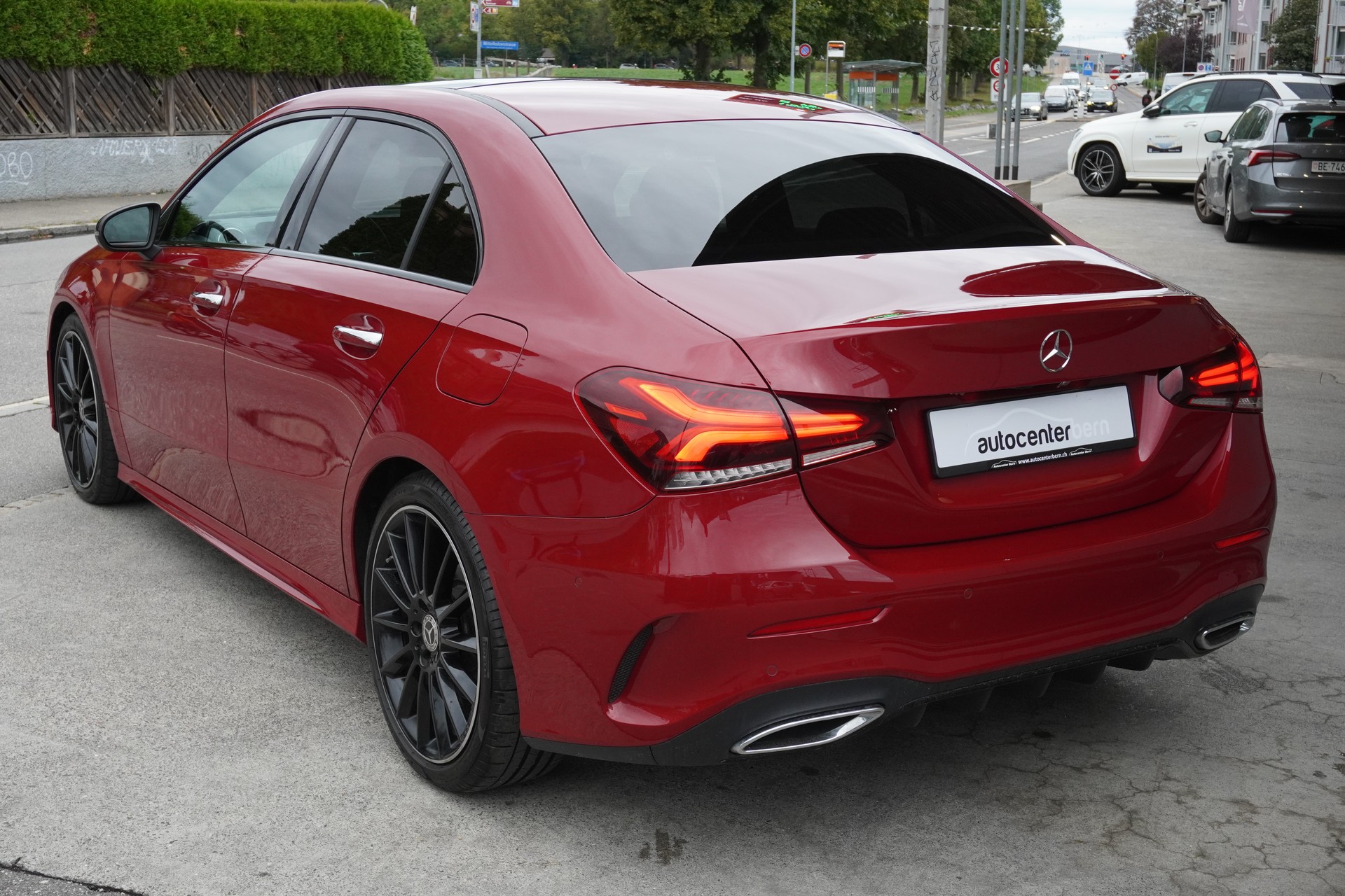 MERCEDES-BENZ A 220 d AMG Line 8G-DCT-image-6