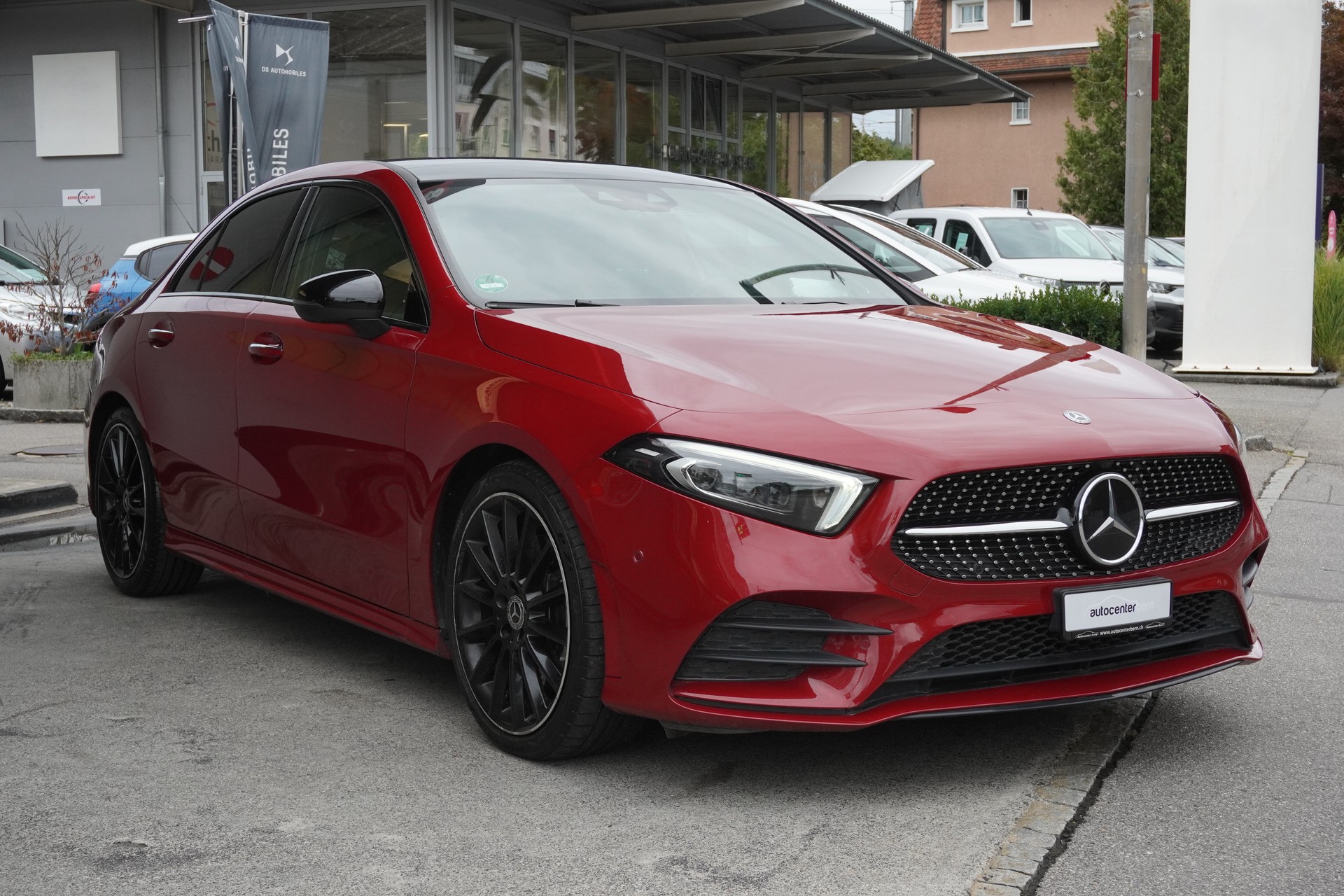 MERCEDES-BENZ A 220 d AMG Line 8G-DCT-image-3