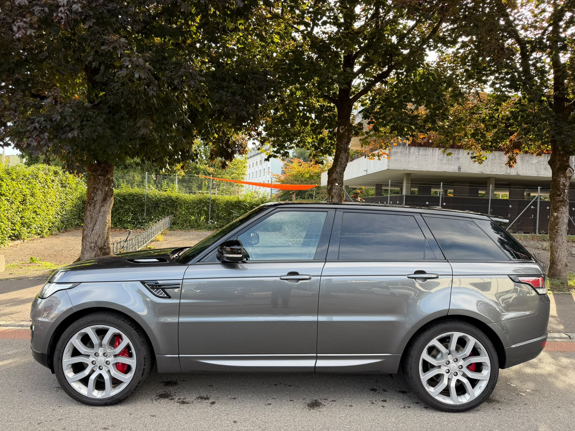 LAND ROVER Range Rover Sport 4.4 SDV8 HSE Dynamic Automatic-image-3