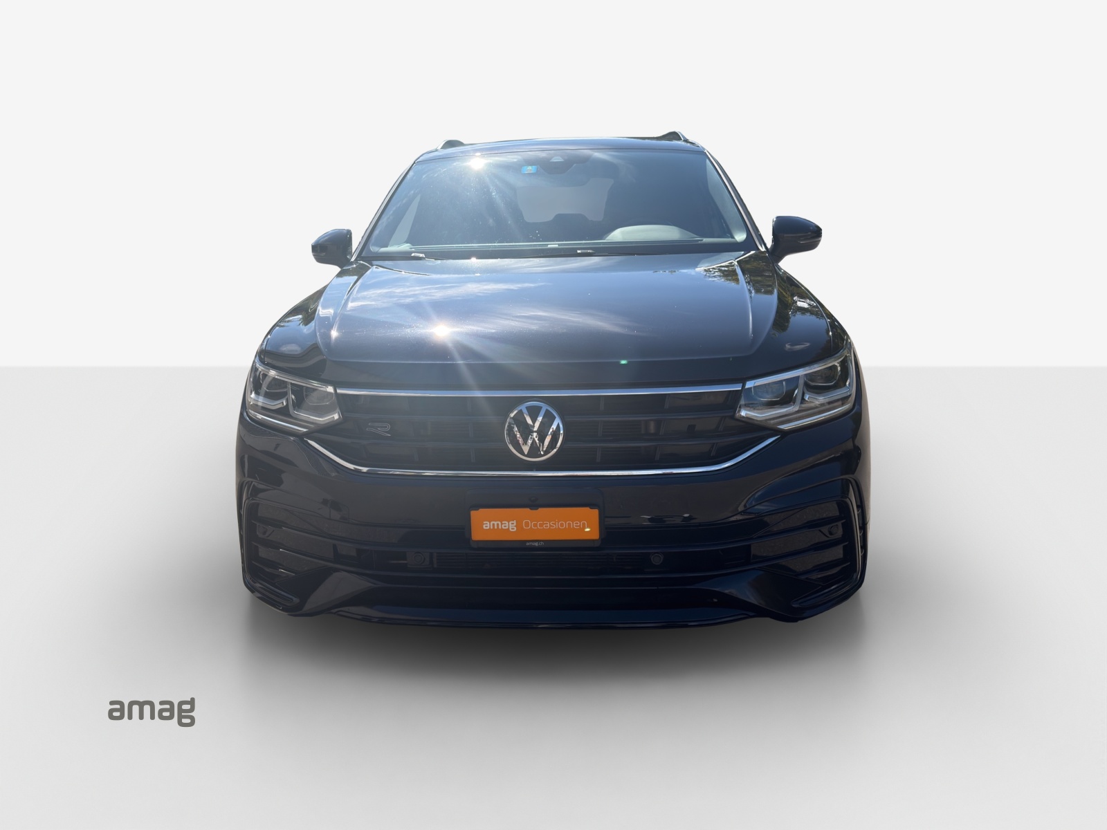 VW Tiguan 2.0TSI R-Line 4Motion DSG-image-6