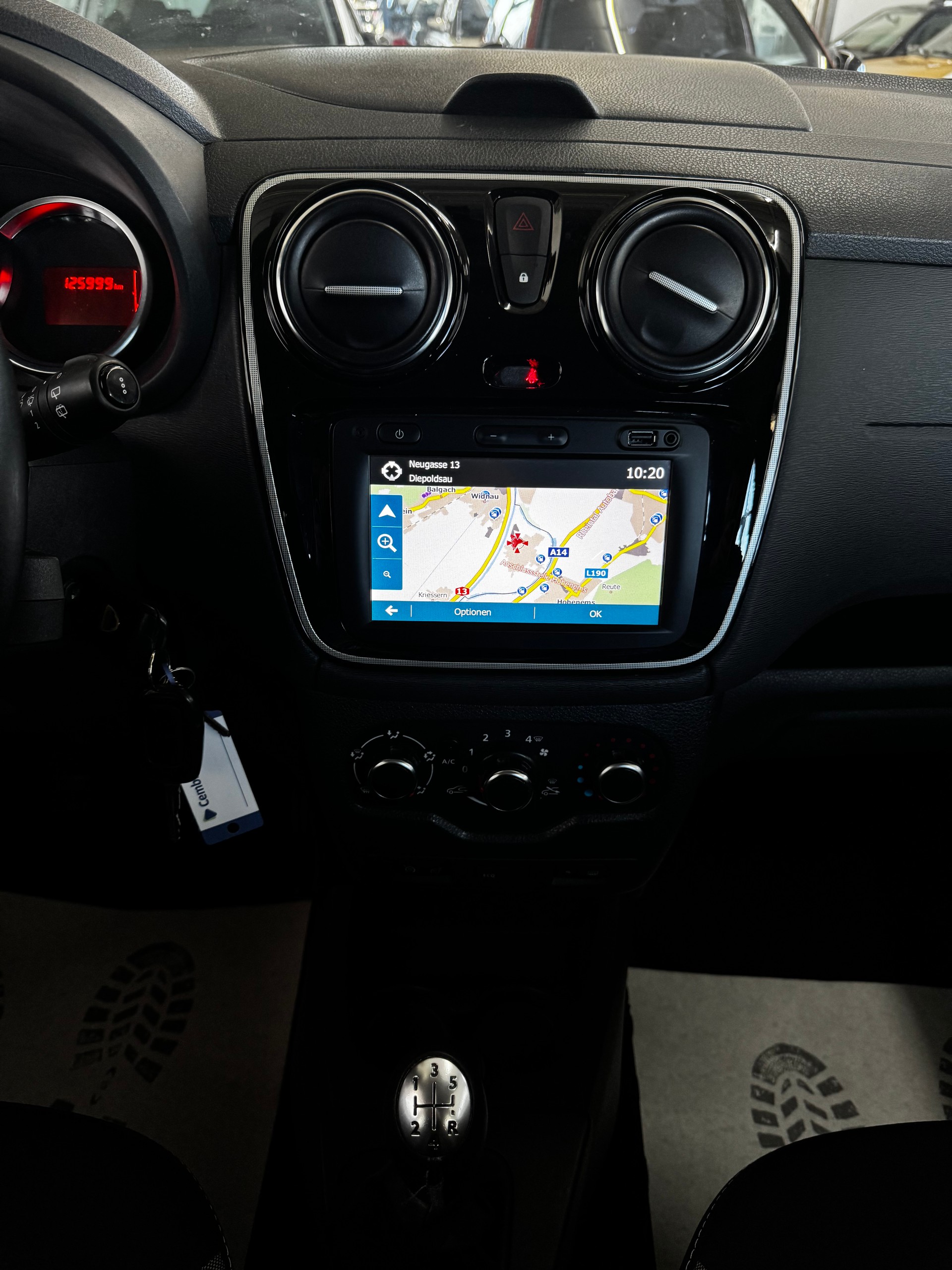 DACIA Lodgy 1.2 Turbo Stepway Unlimited 2 7PL-image-16