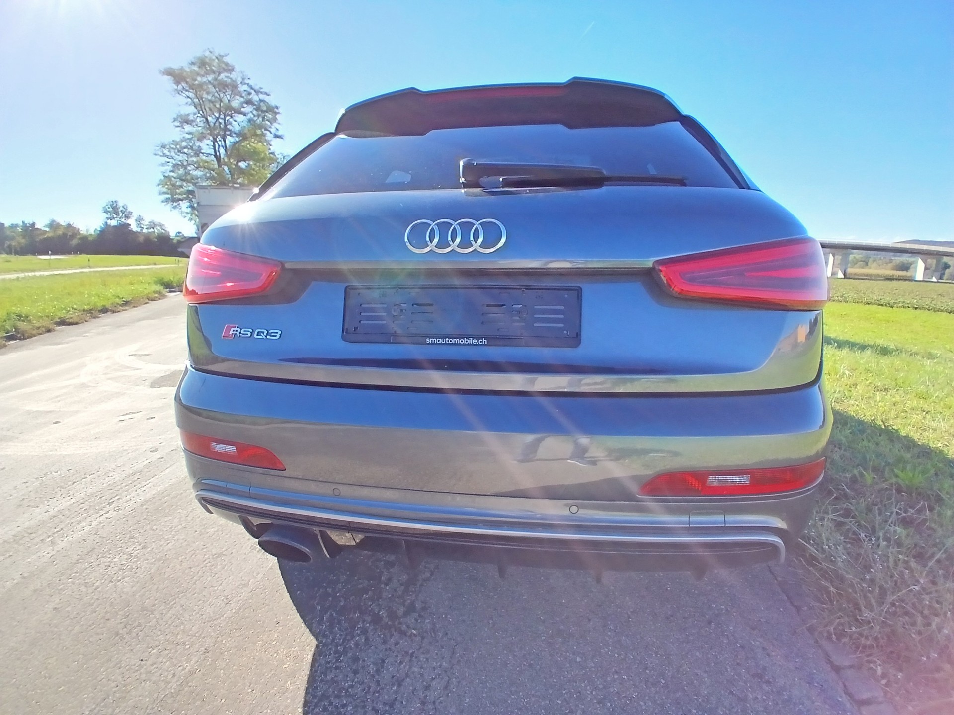 AUDI RS Q3 2.5 TFSI quattro S-tronic-image-3