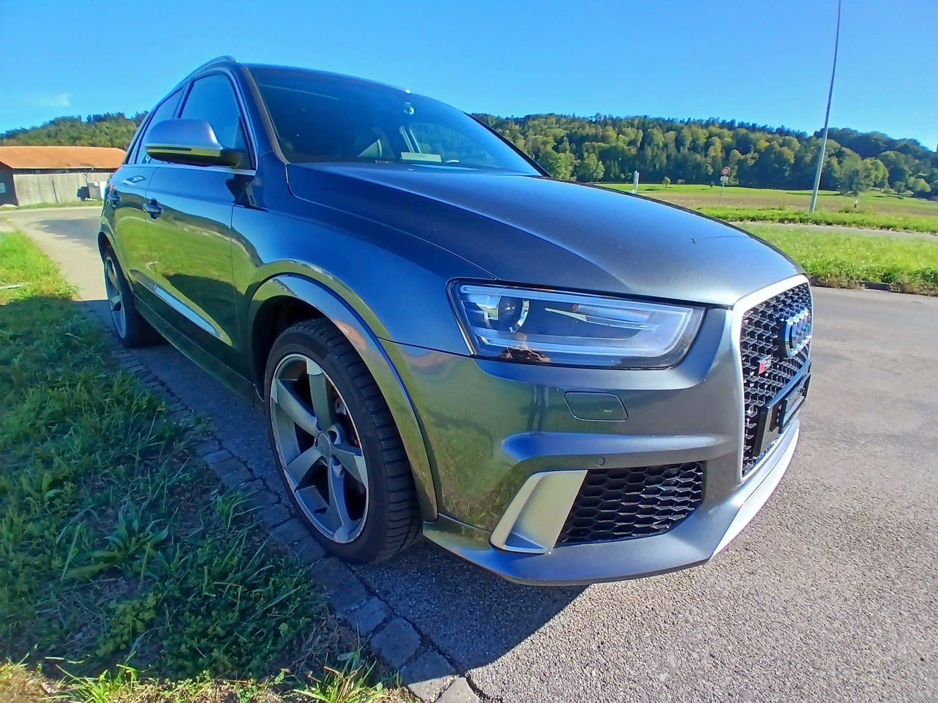 AUDI RS Q3 2.5 TFSI quattro S-tronic-image-6