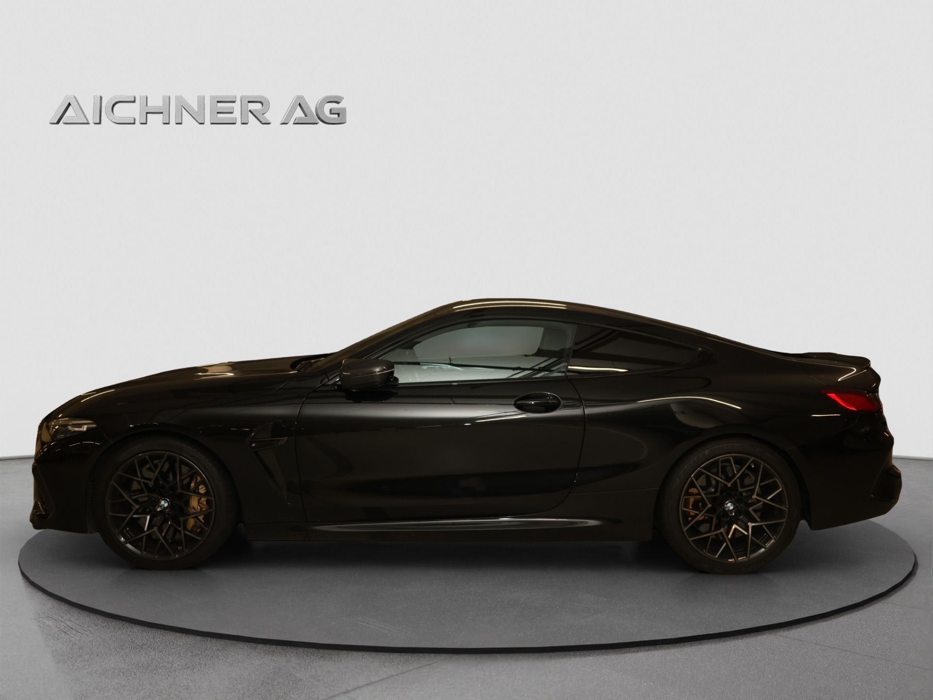 BMW M8 M8 Comp. XDrive M Drivers Pack.-image-1