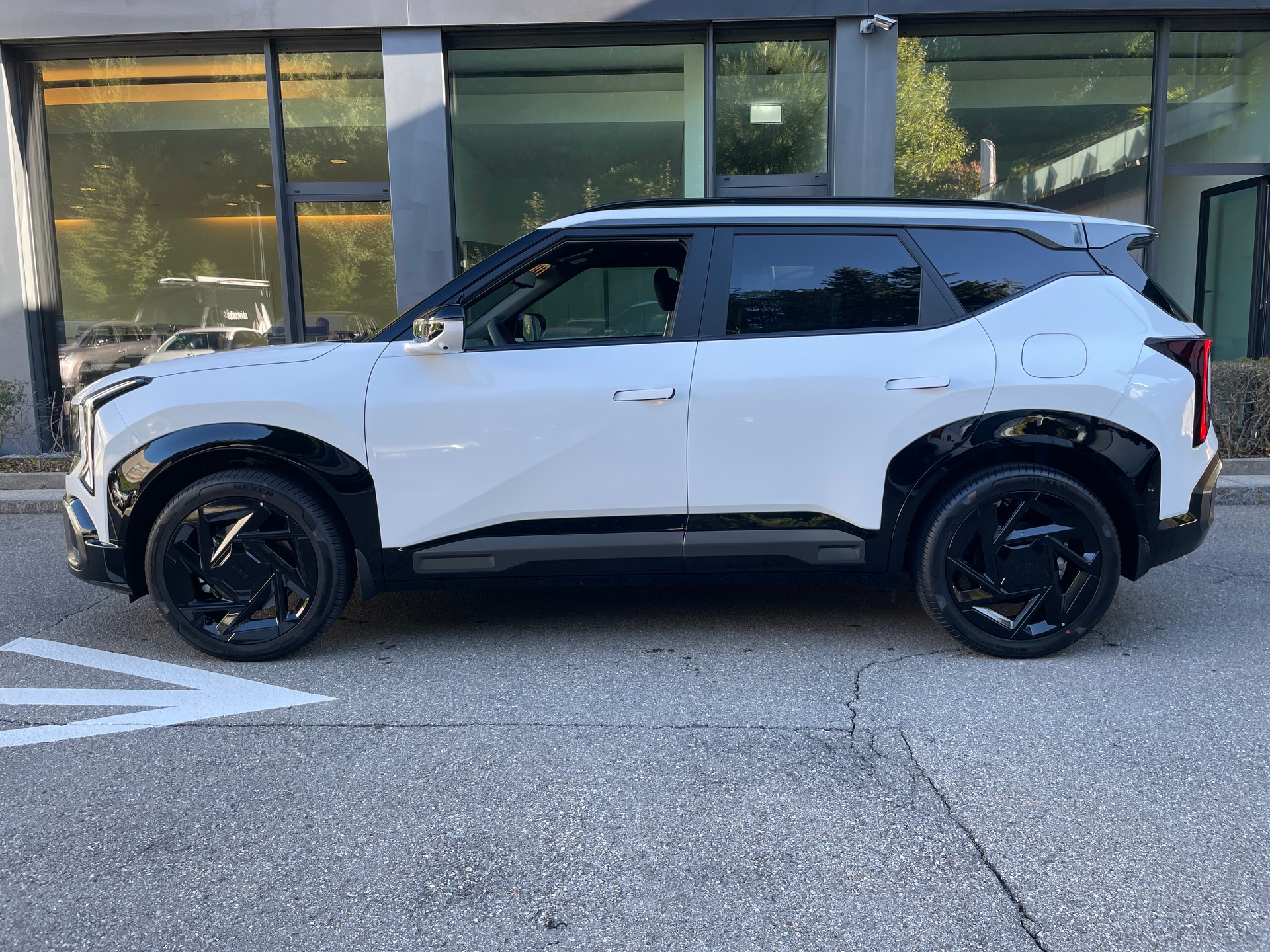 KIA Seltos 1.6T-GDi X-Line 7DCT 4x4-image-1
