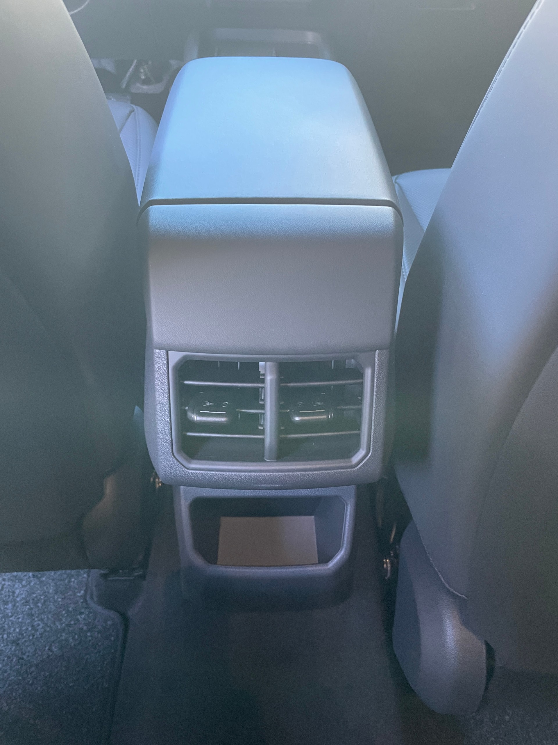 KIA Seltos 1.6T-GDi X-Line 7DCT 4x4-image-15