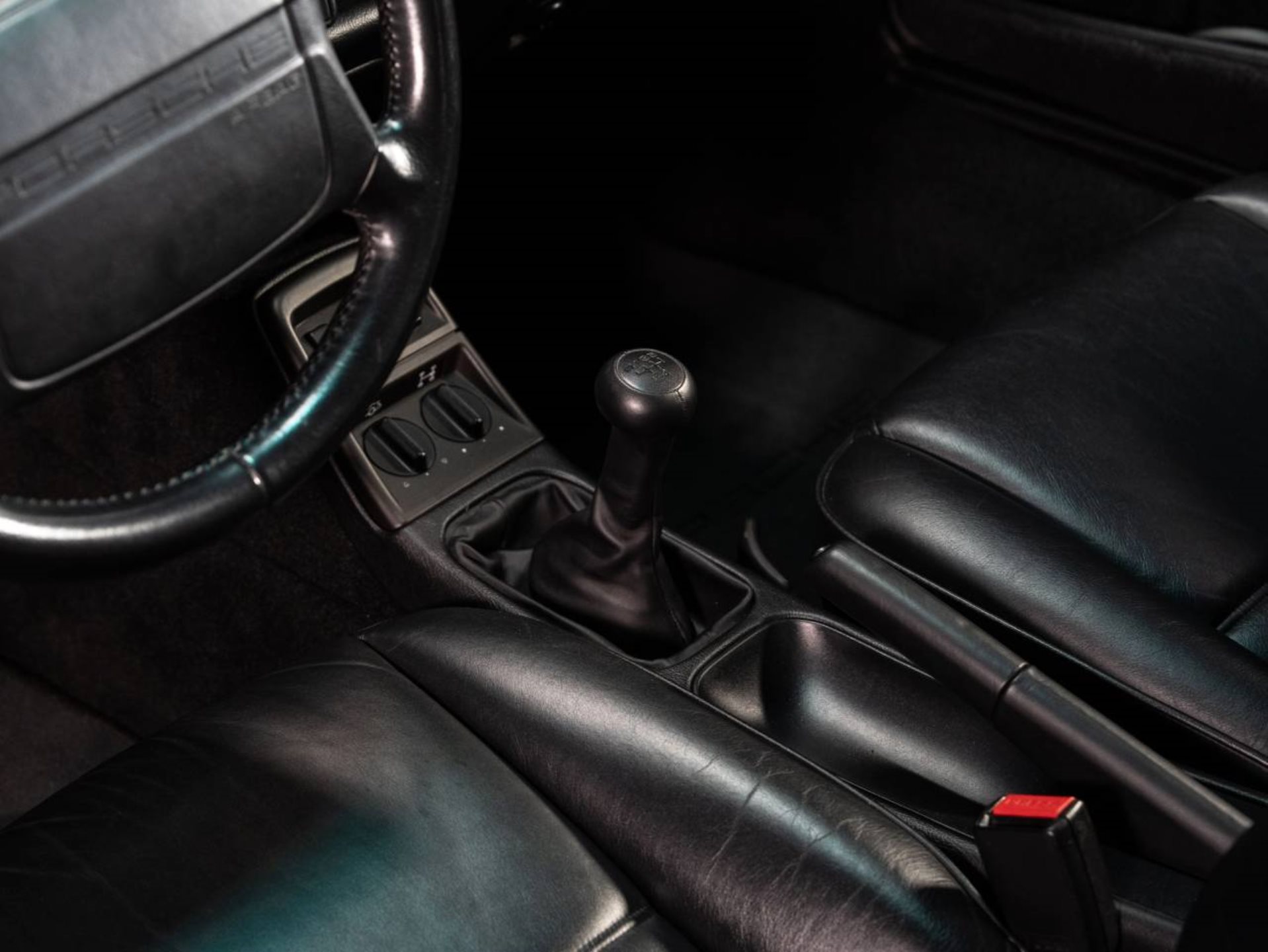 PORSCHE 911 Carrera 4 Coupé Turbo-Look-image-18