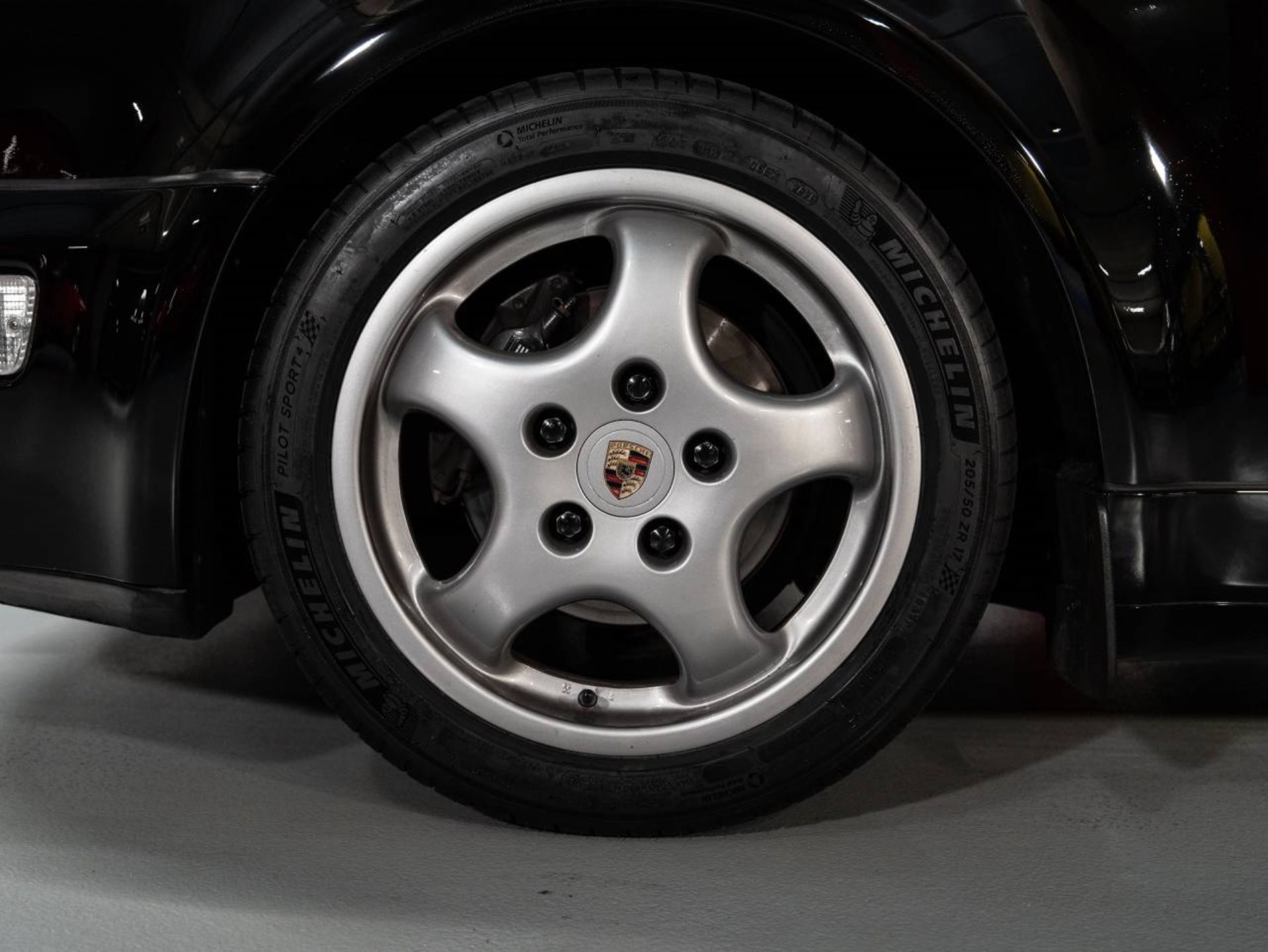 PORSCHE 911 Carrera 4 Coupé Turbo-Look-image-29