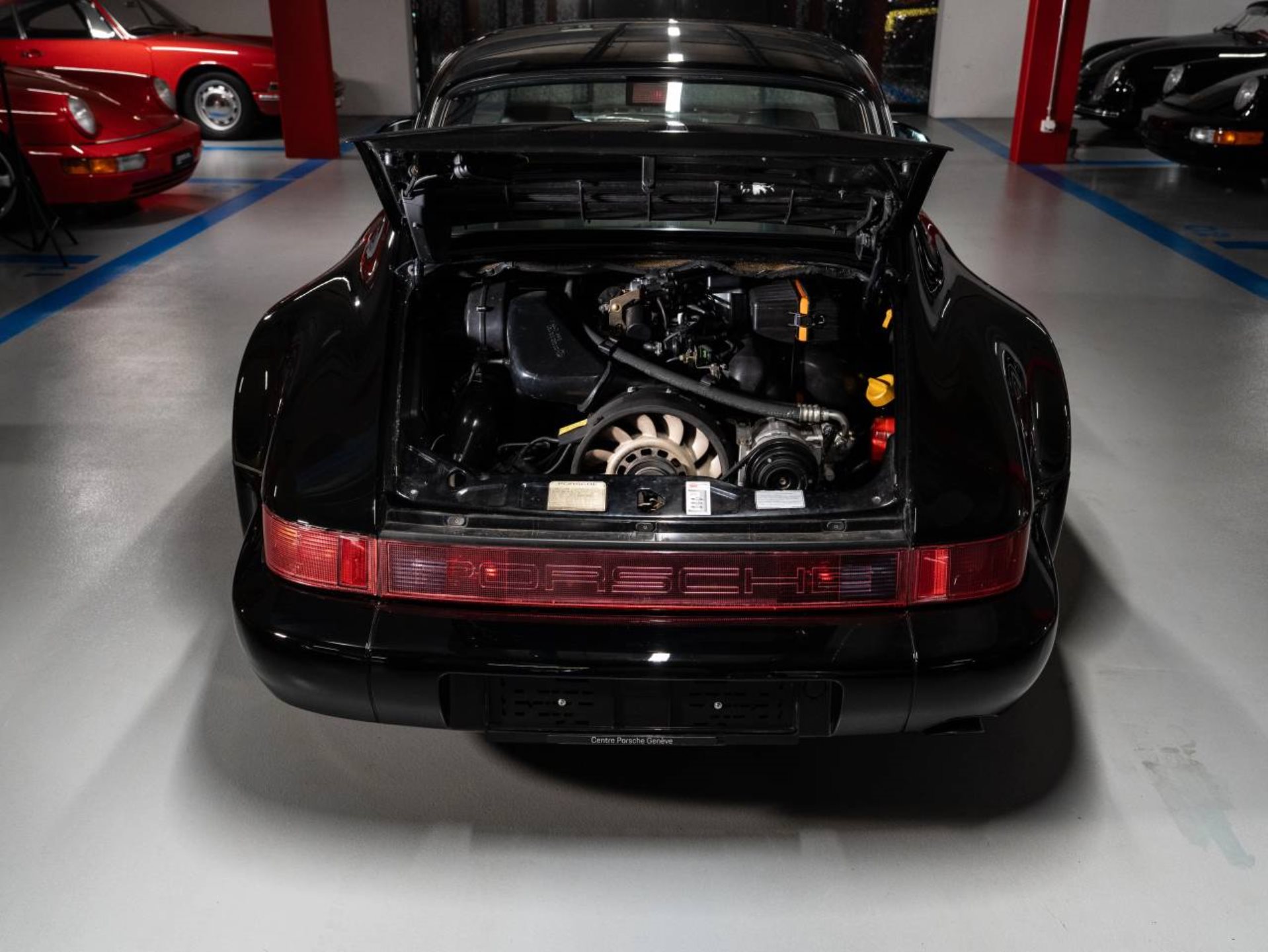 PORSCHE 911 Carrera 4 Coupé Turbo-Look-image-26