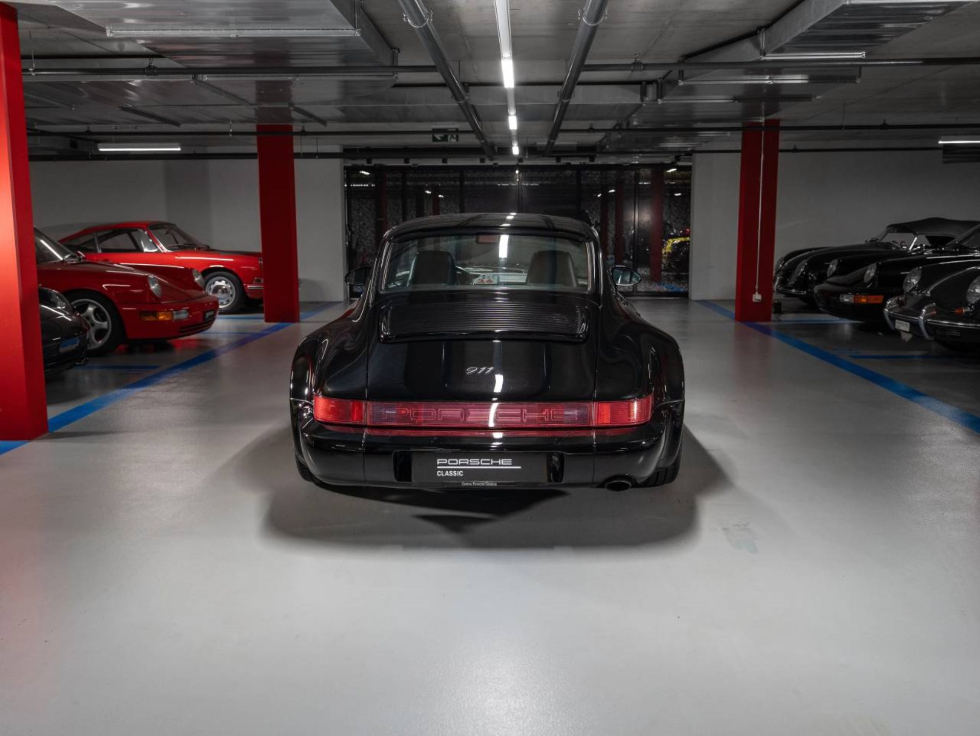 PORSCHE 911 Carrera 4 Coupé Turbo-Look-image-6