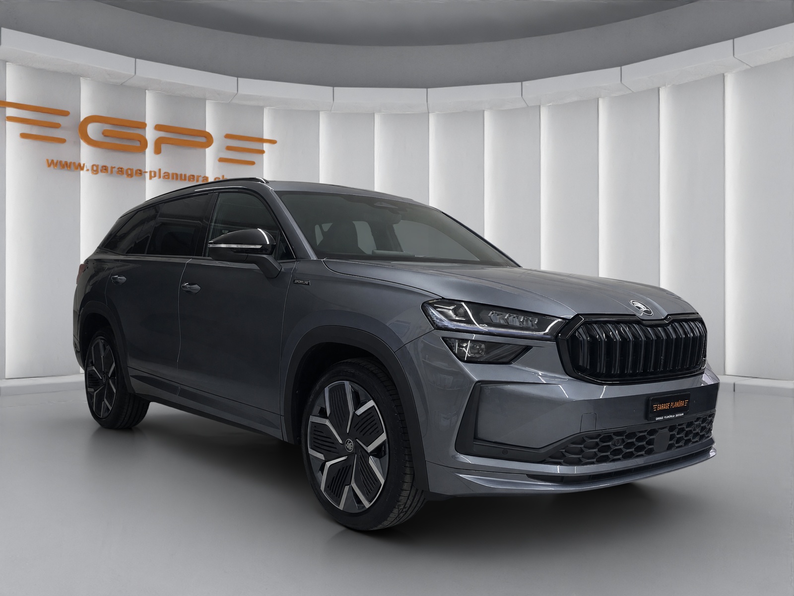 SKODA Kodiaq 2.0 TSI SportLine-image-2