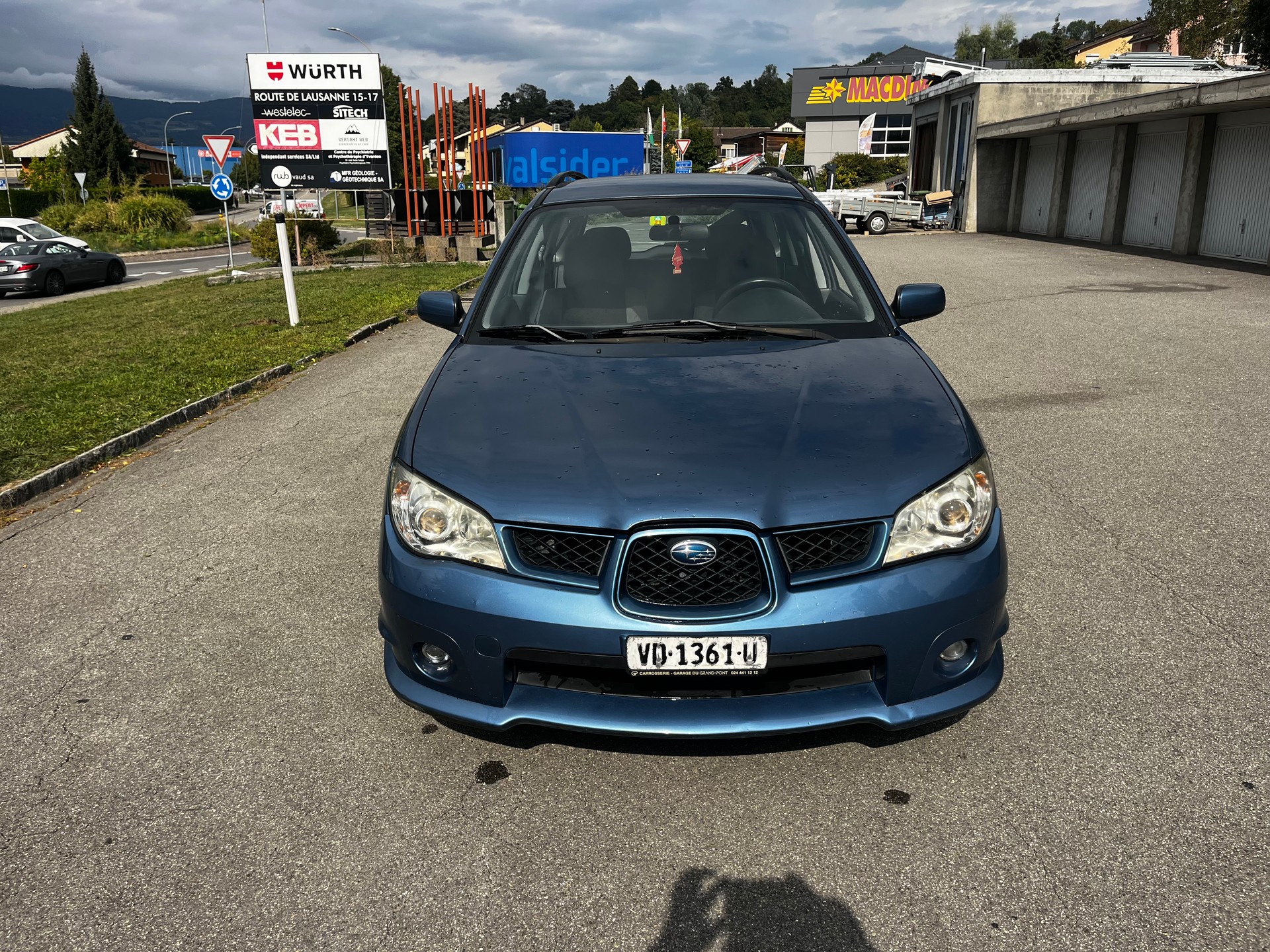 SUBARU Impreza 2.0R-image-6